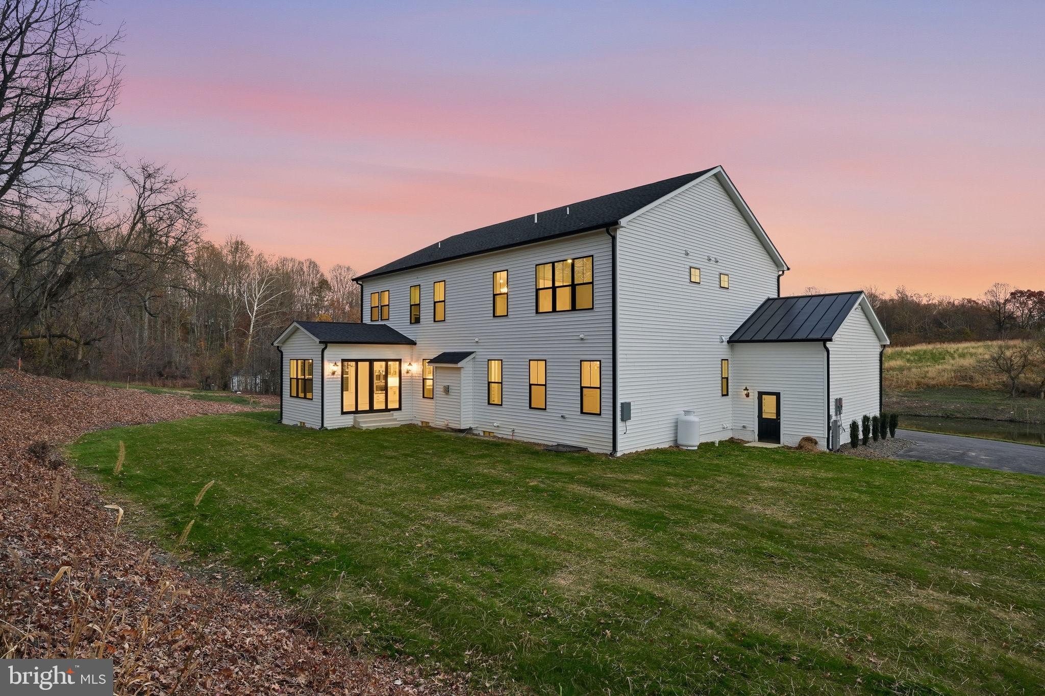 REGULARS - Residential