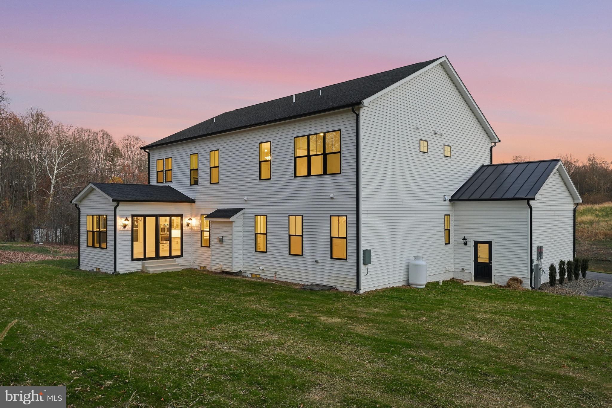 REGULARS - Residential