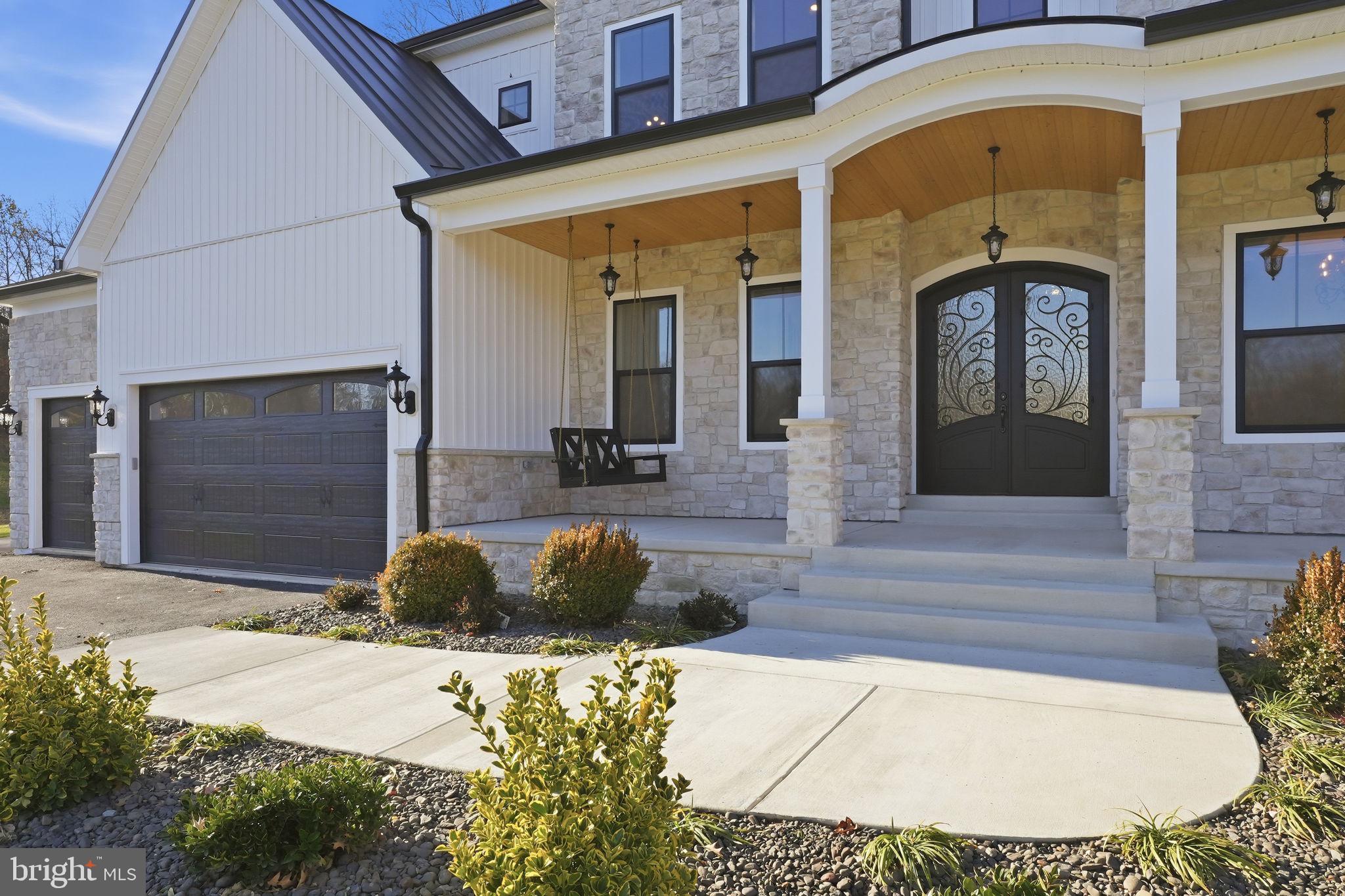 REGULARS - Residential