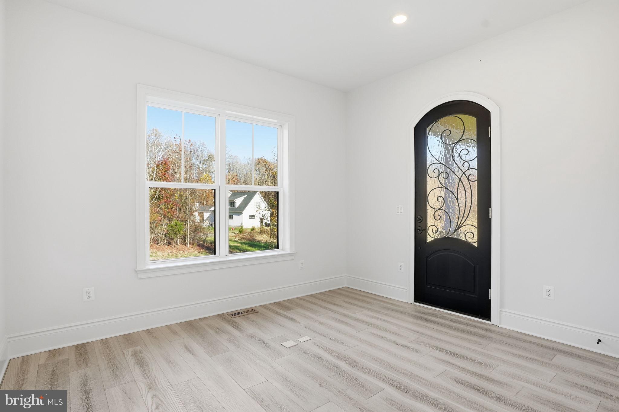 REGULARS - Residential