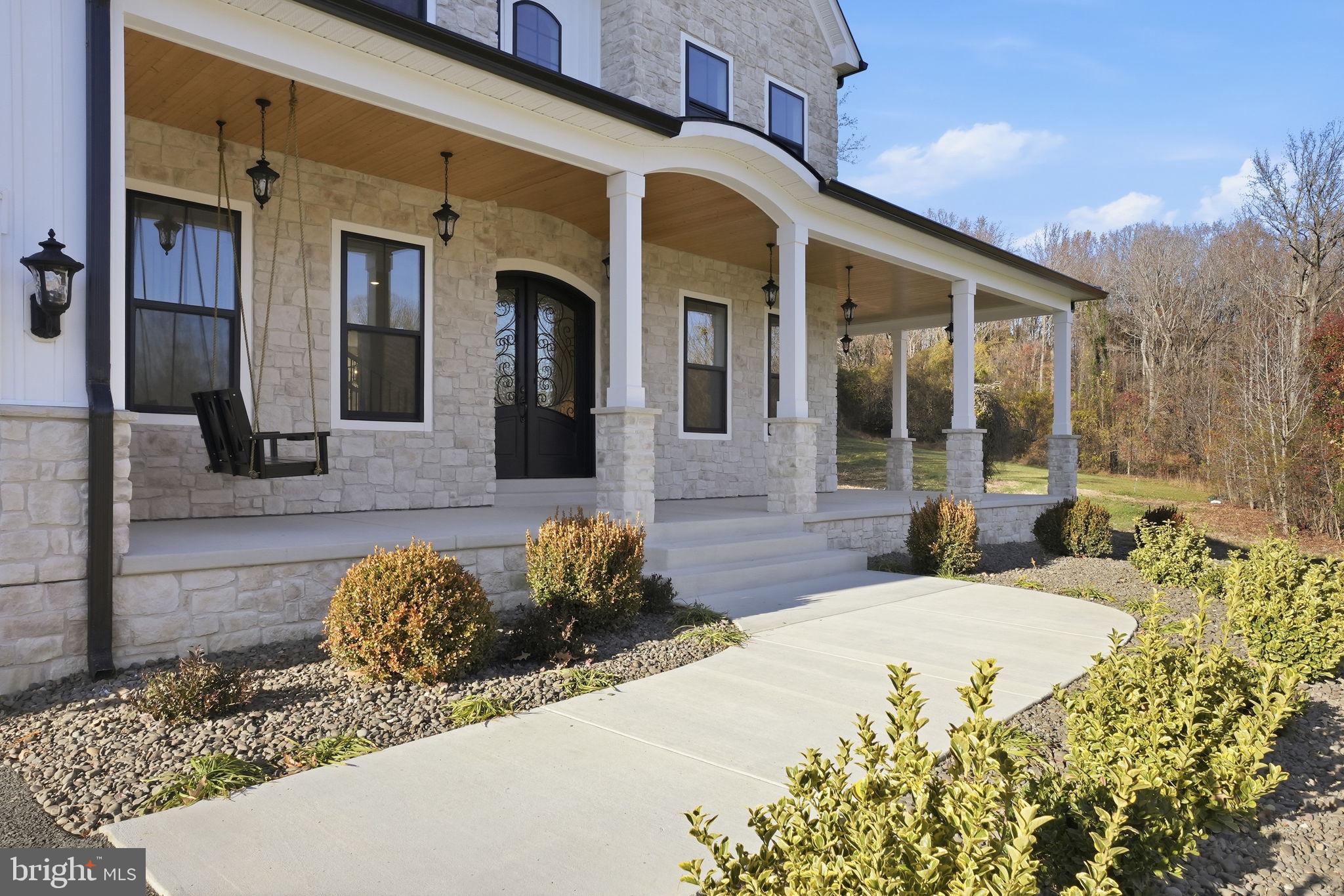 REGULARS - Residential