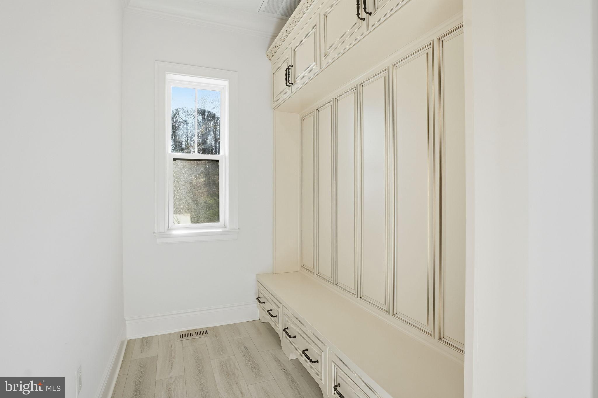 REGULARS - Residential