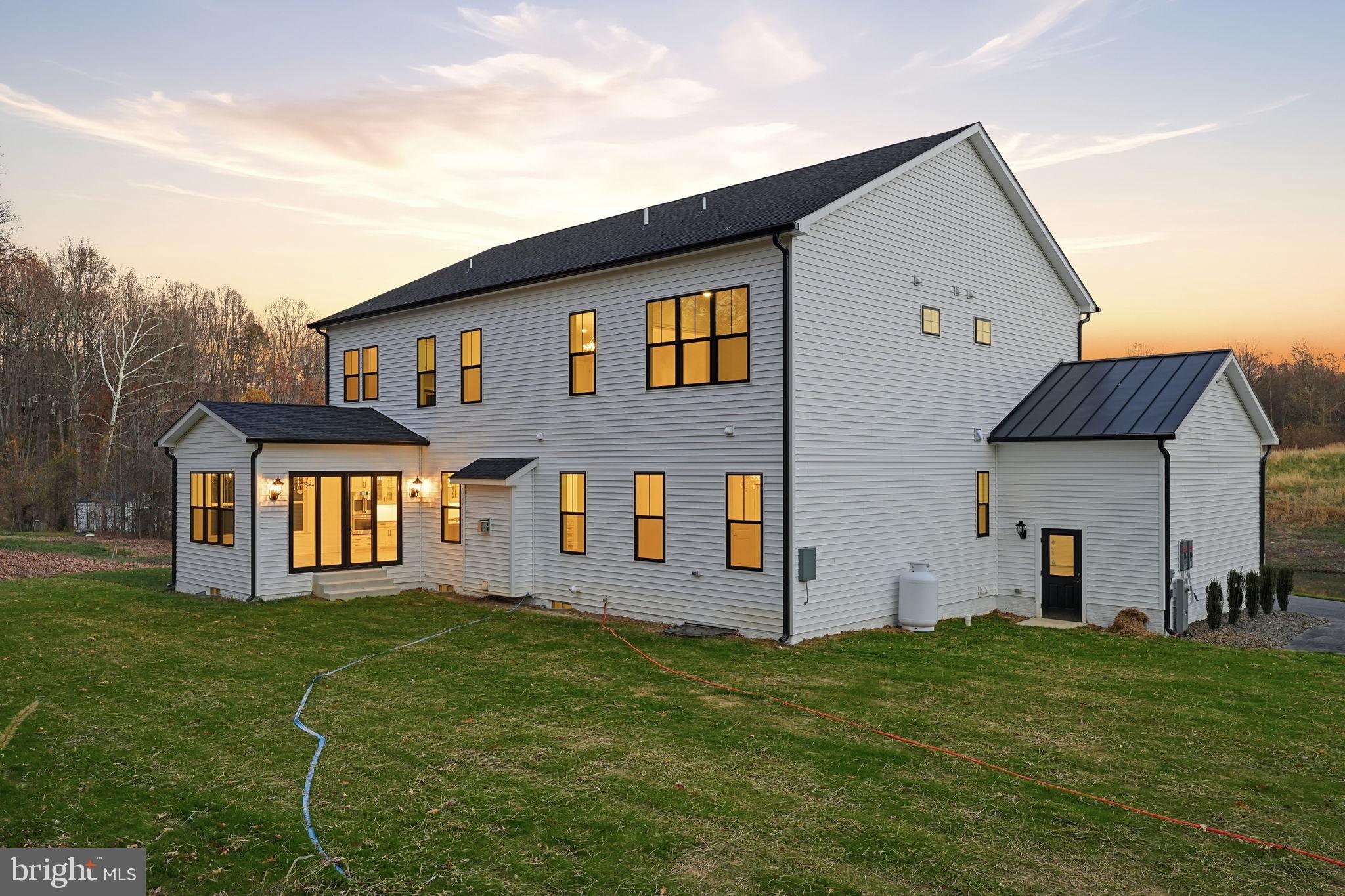 REGULARS - Residential