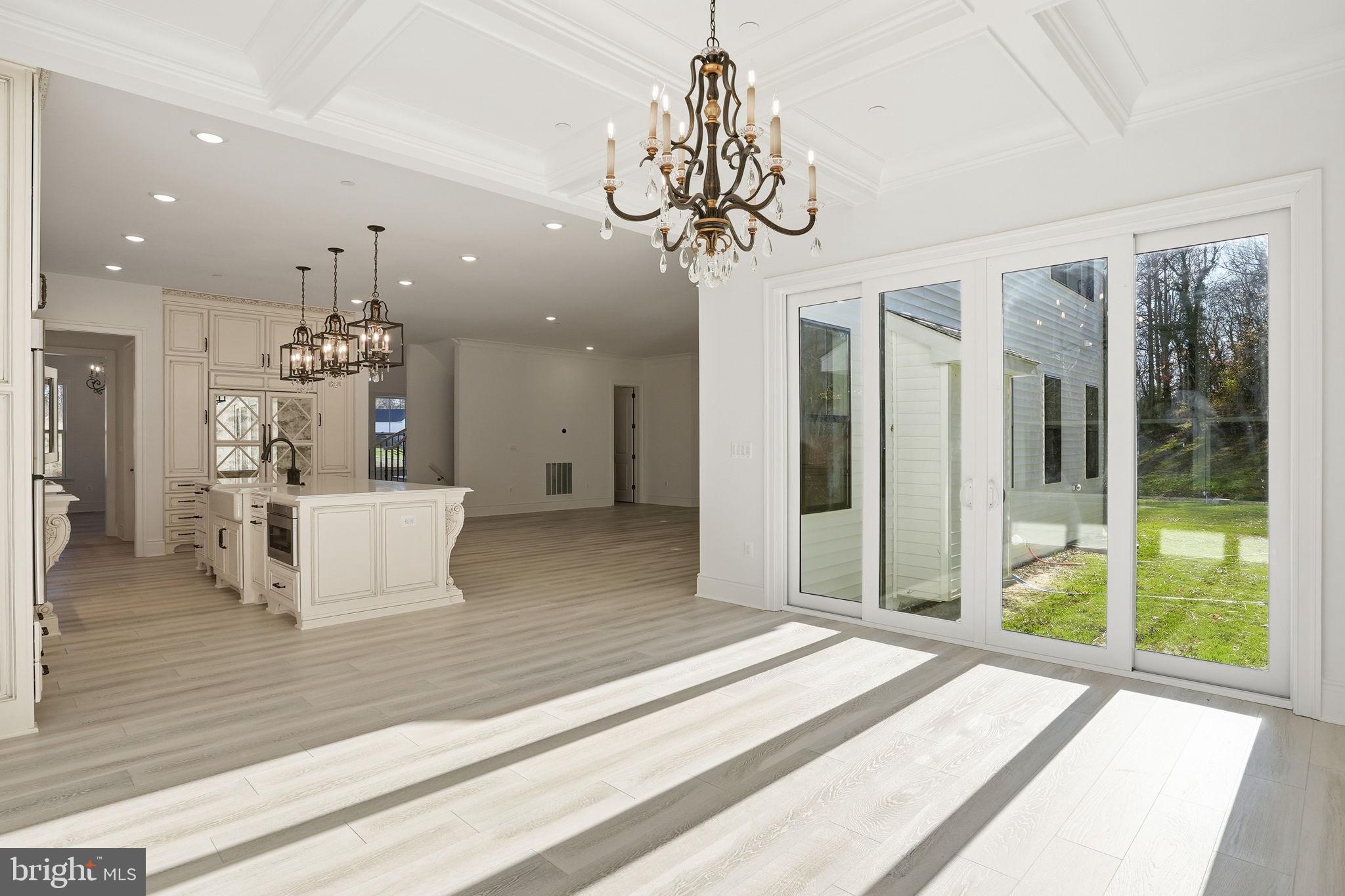 REGULARS - Residential