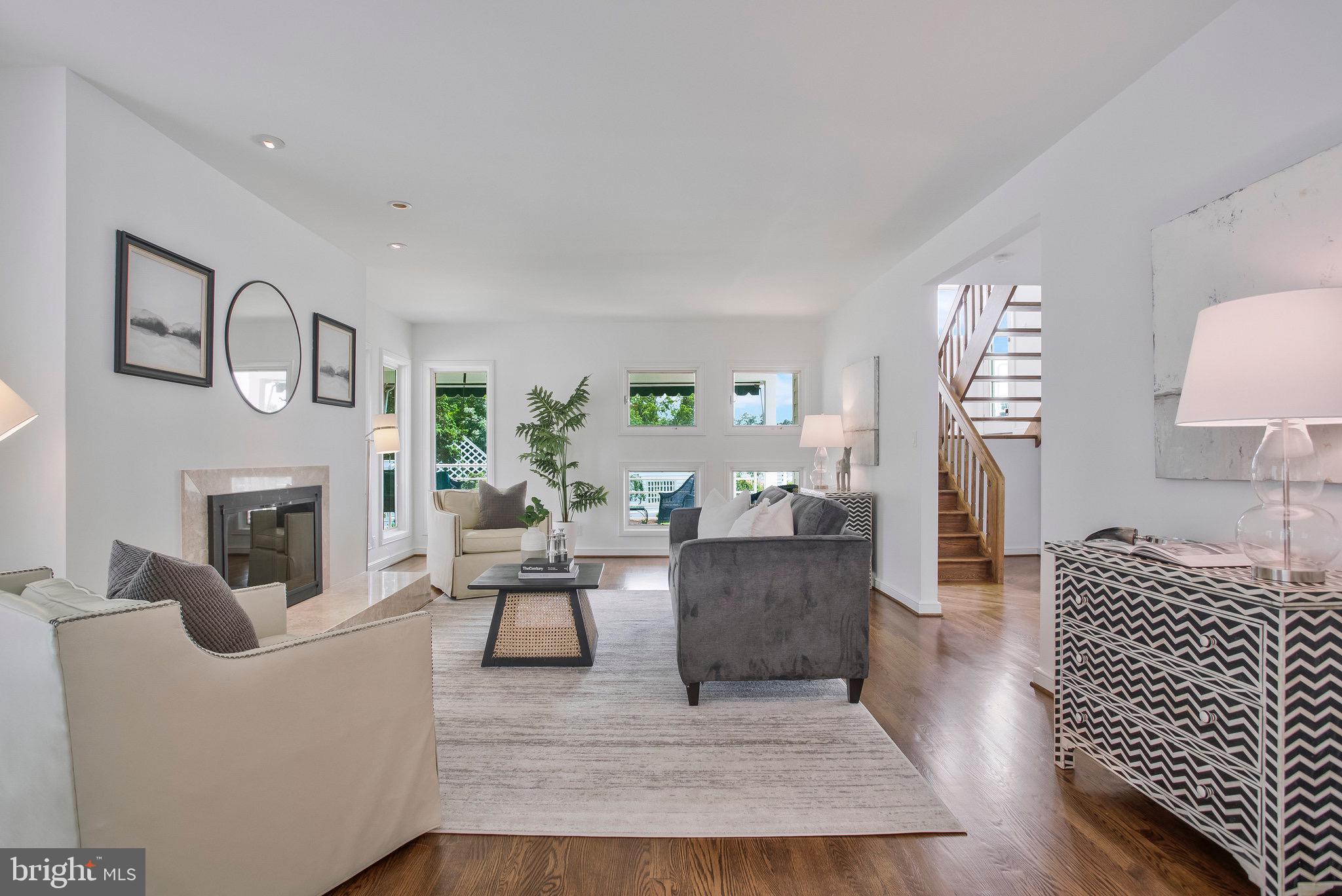 BROADVIEW ESTATES - Residential