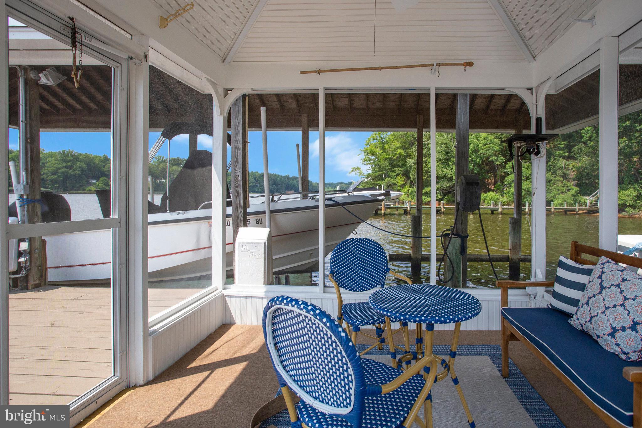 BROADVIEW ESTATES - Residential