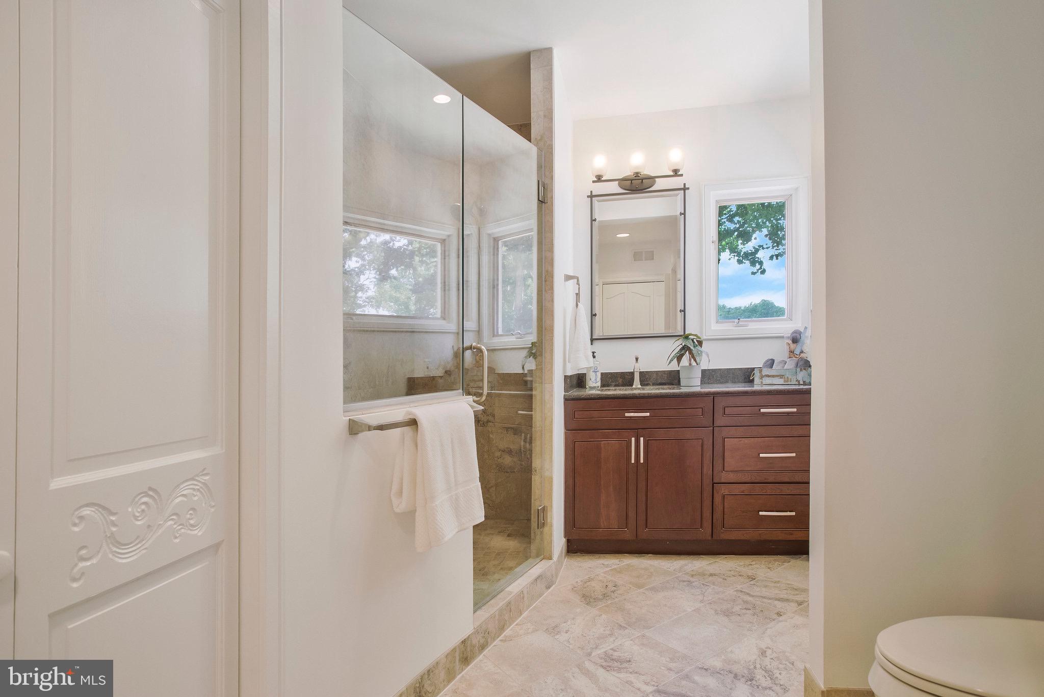 BROADVIEW ESTATES - Residential