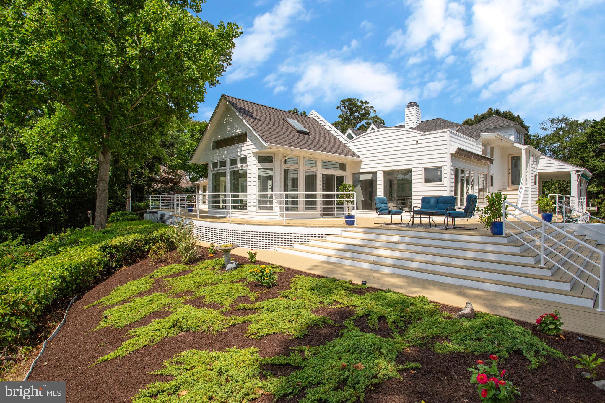 BROADVIEW ESTATES - Residential