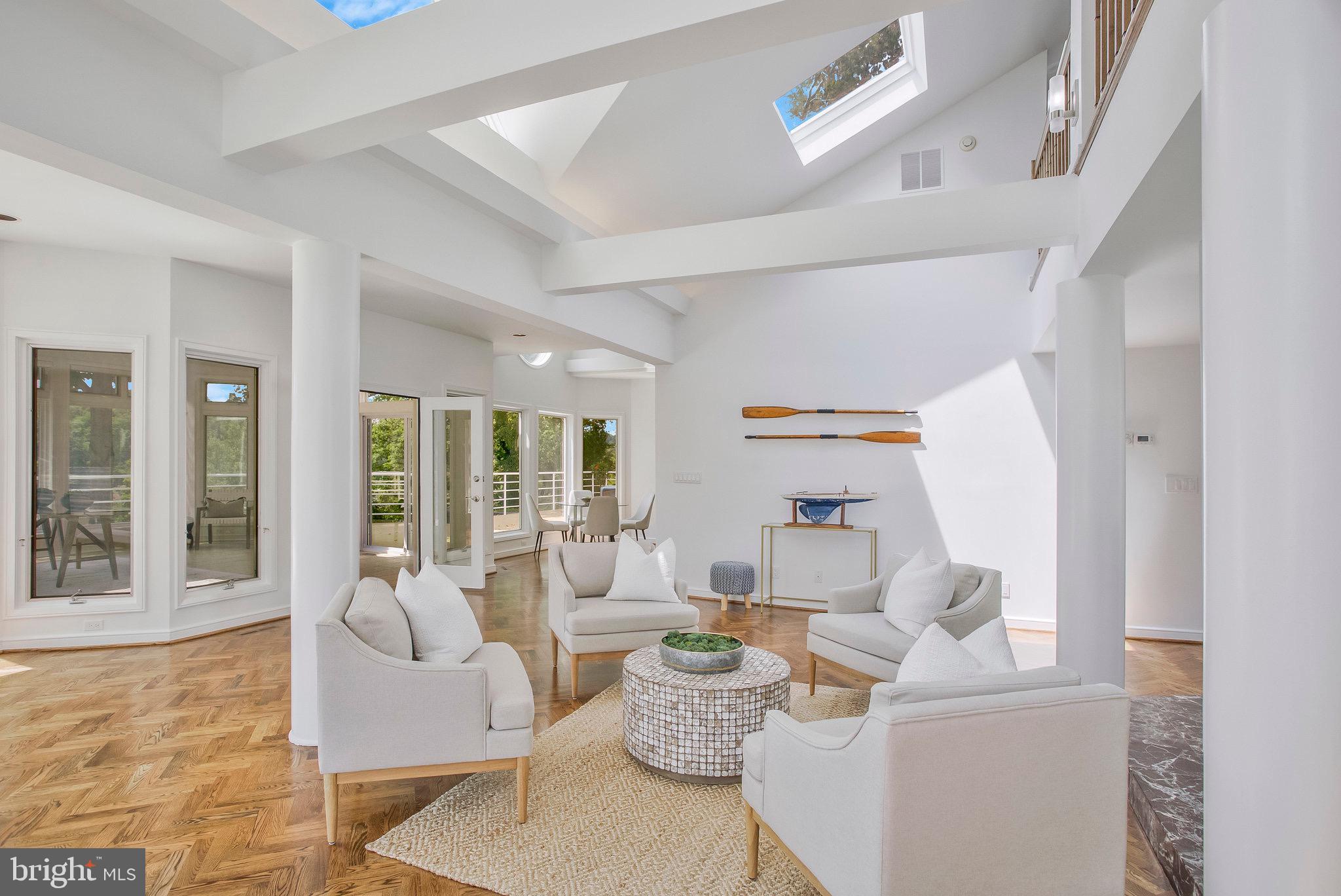 BROADVIEW ESTATES - Residential