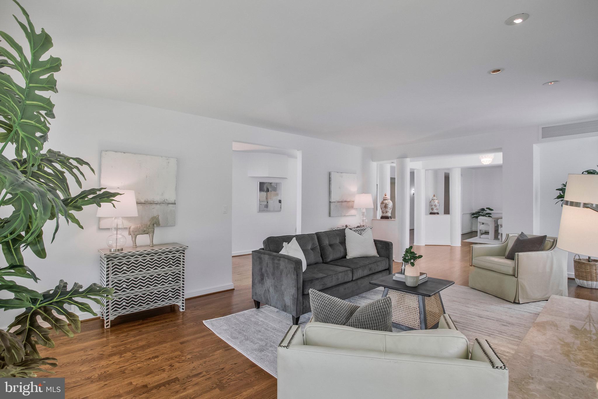 BROADVIEW ESTATES - Residential