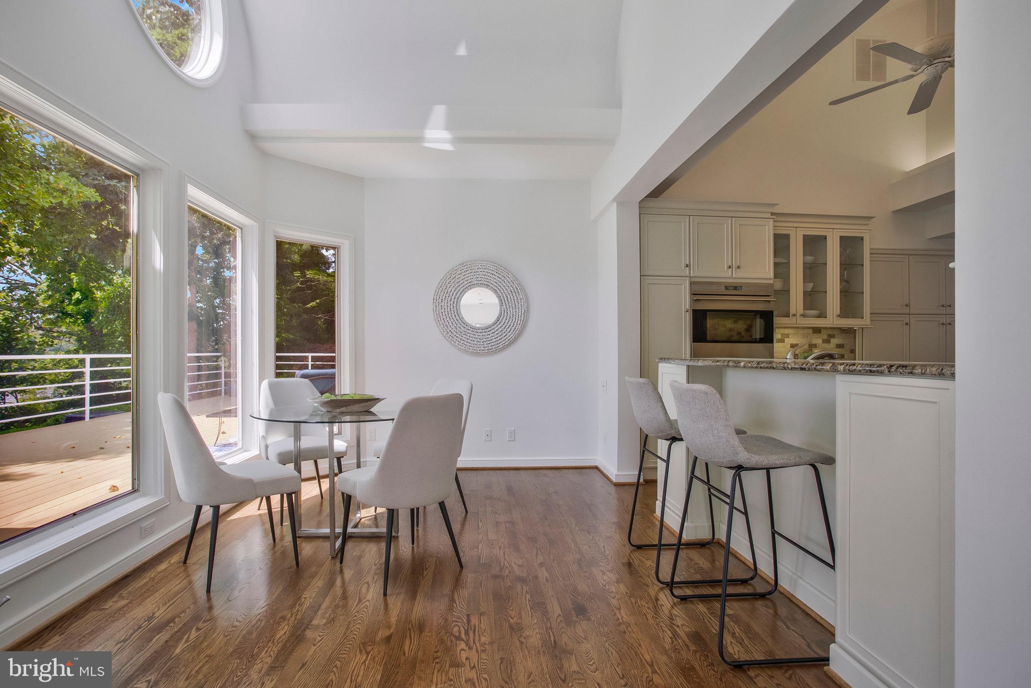 BROADVIEW ESTATES - Residential