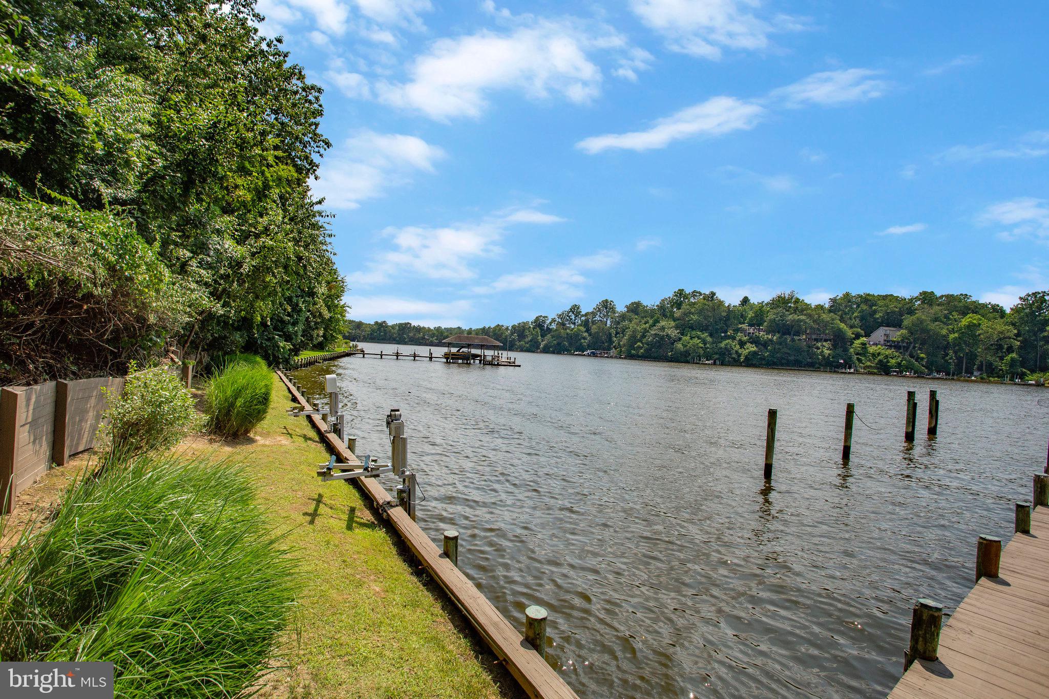 BROADVIEW ESTATES - Residential