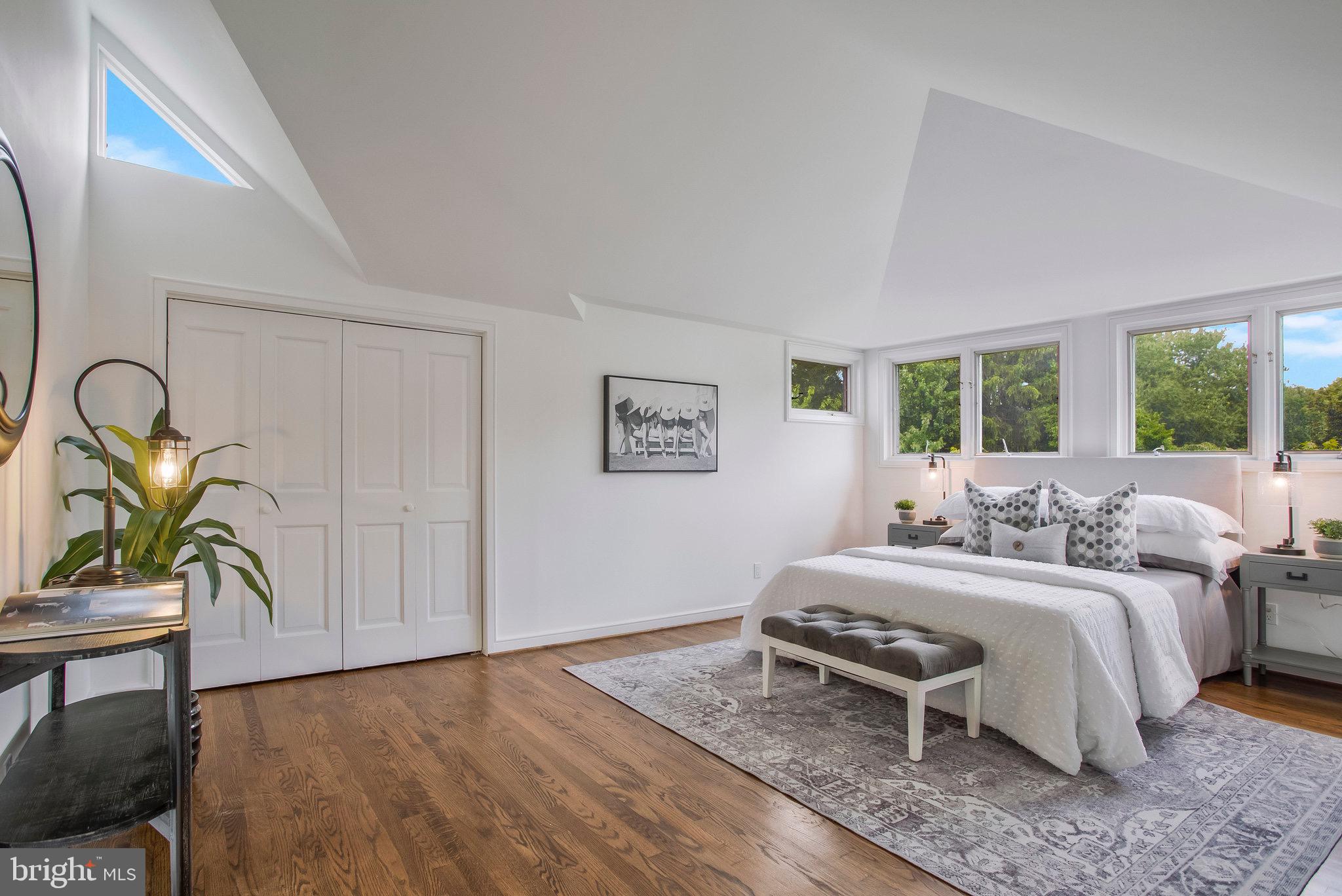 BROADVIEW ESTATES - Residential