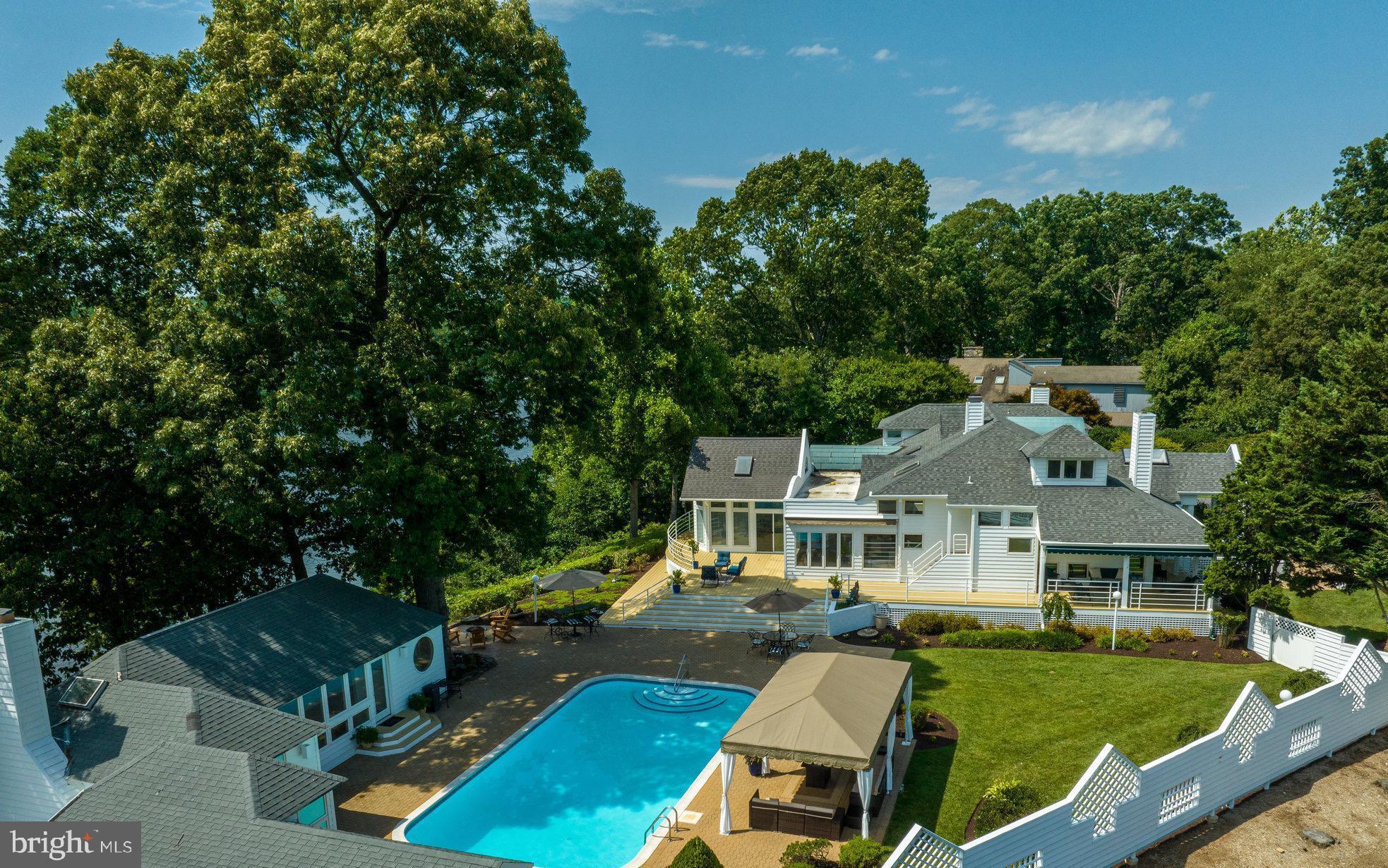 BROADVIEW ESTATES - Residential