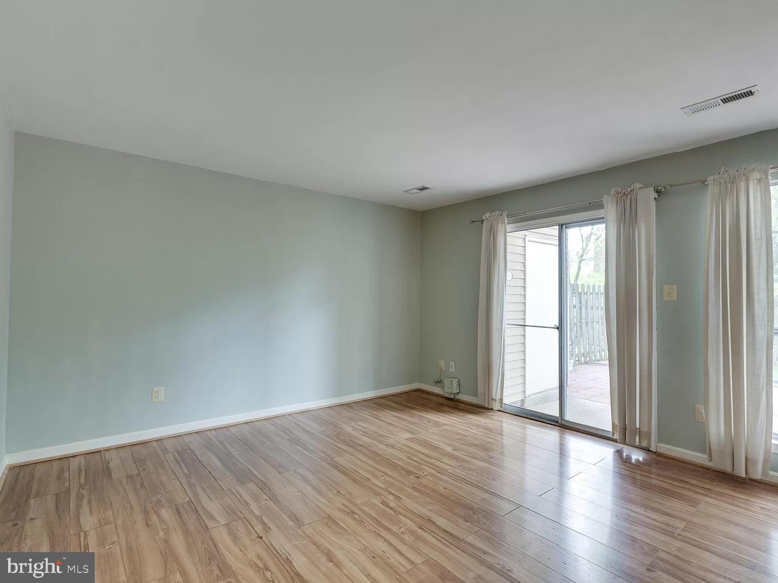 PINEWOOD SOUTH - Residential Lease