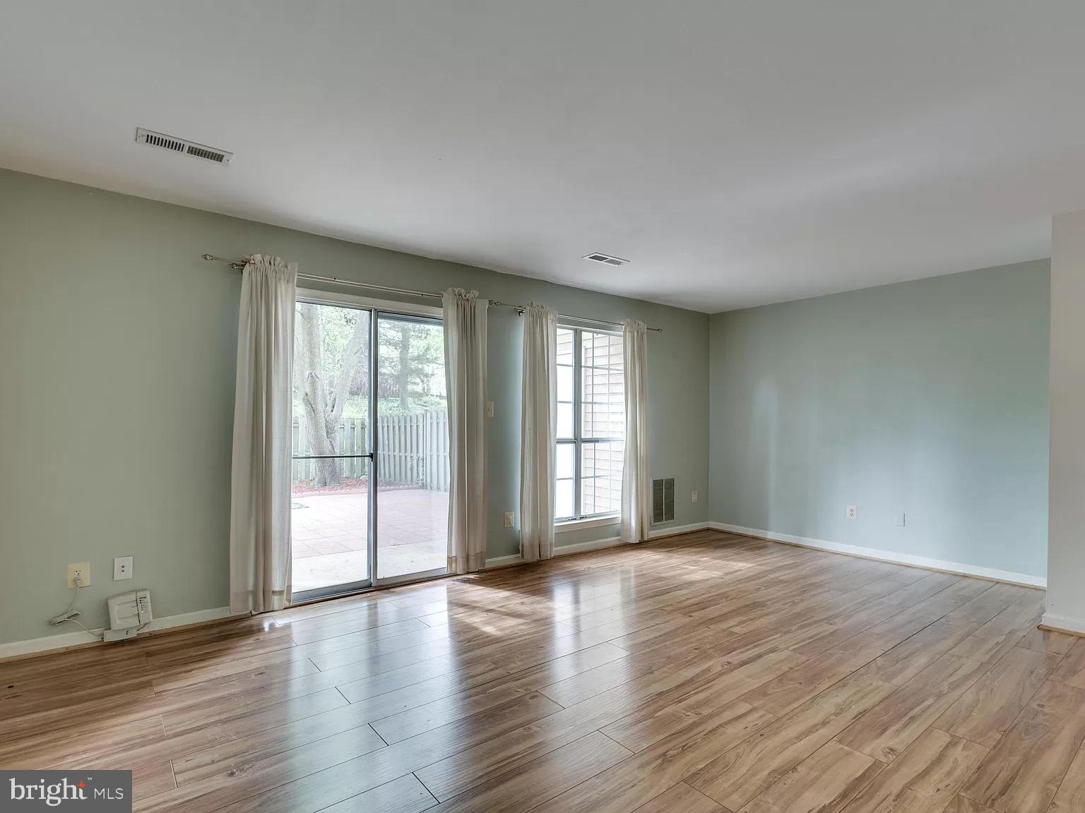 PINEWOOD SOUTH - Residential Lease