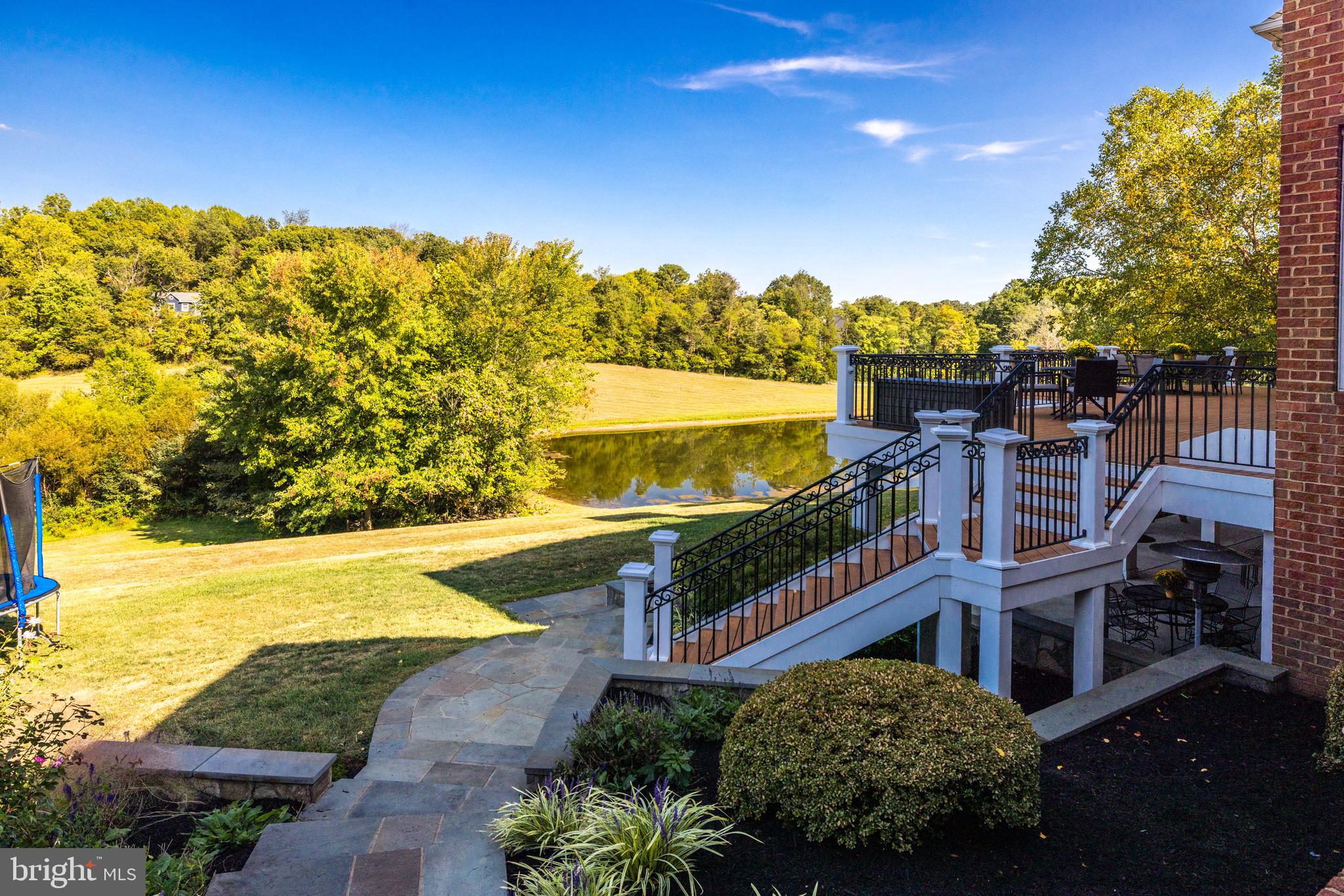 BARCLAY RIDGE - Residential