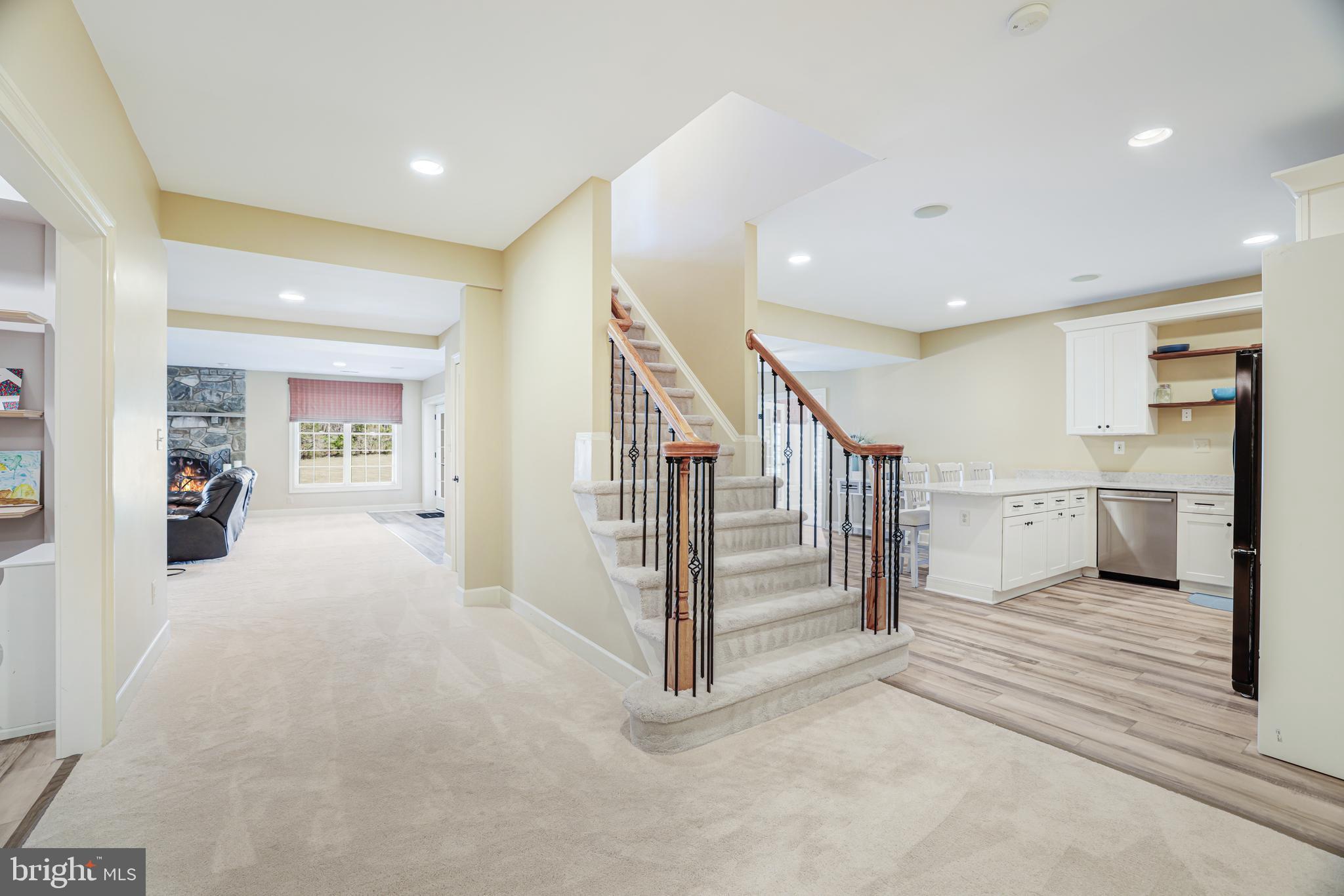 BARCLAY RIDGE - Residential