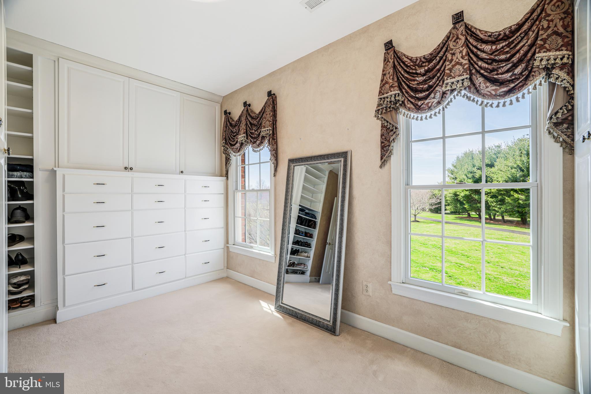 BARCLAY RIDGE - Residential