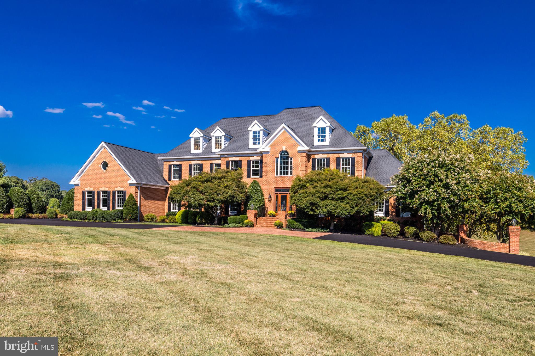 22609 HILLSIDE CIRCLE