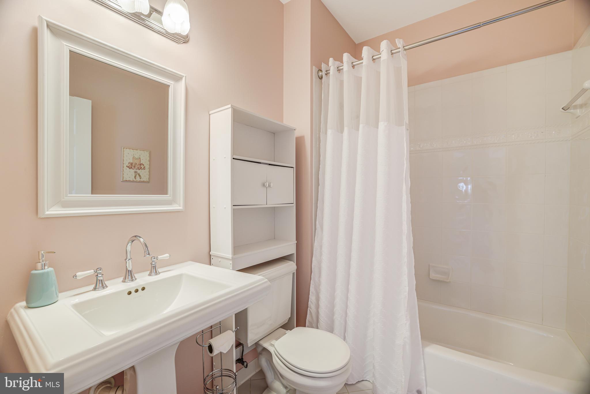 BARCLAY RIDGE - Residential