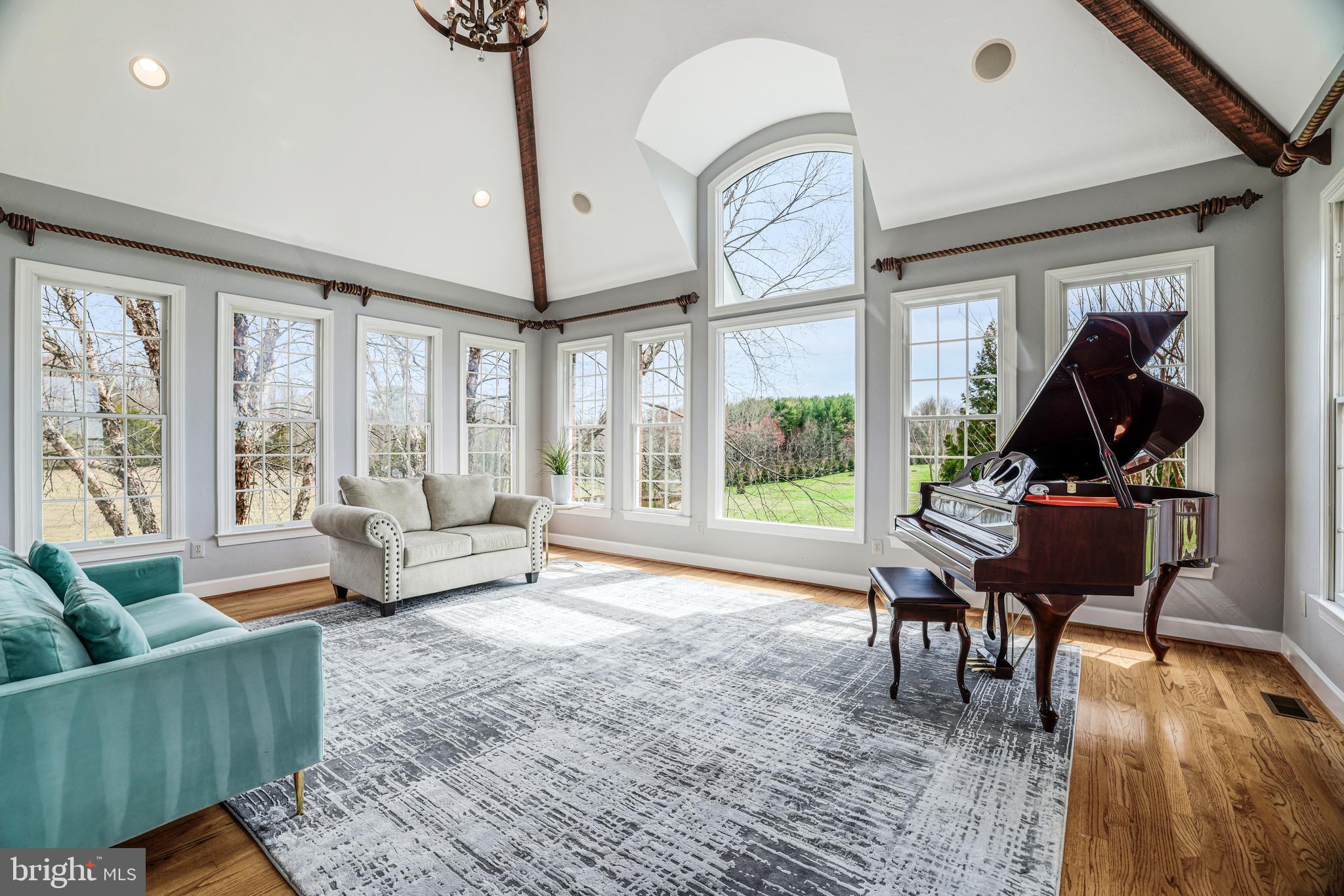 BARCLAY RIDGE - Residential