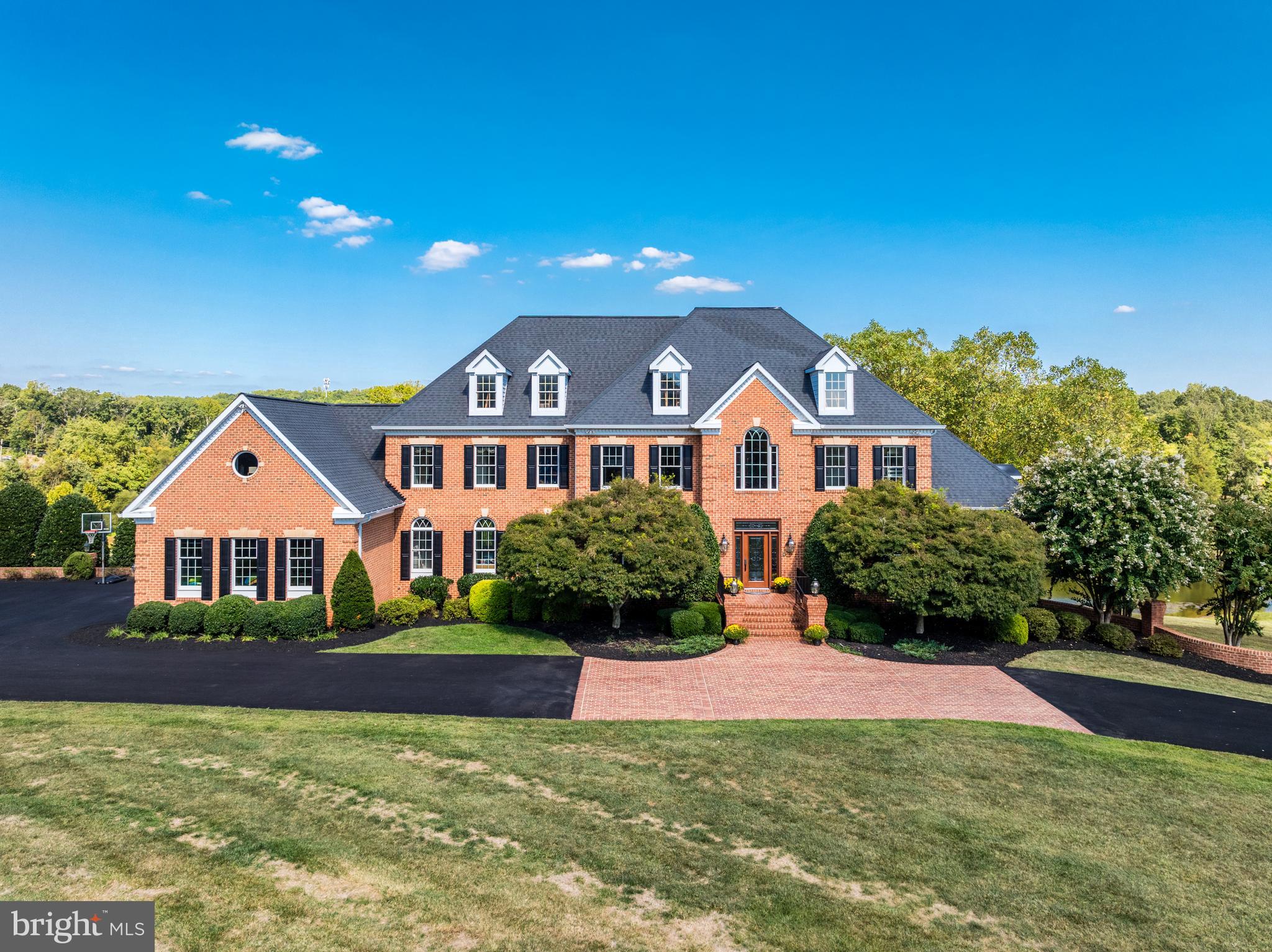 22609 HILLSIDE CIRCLE
