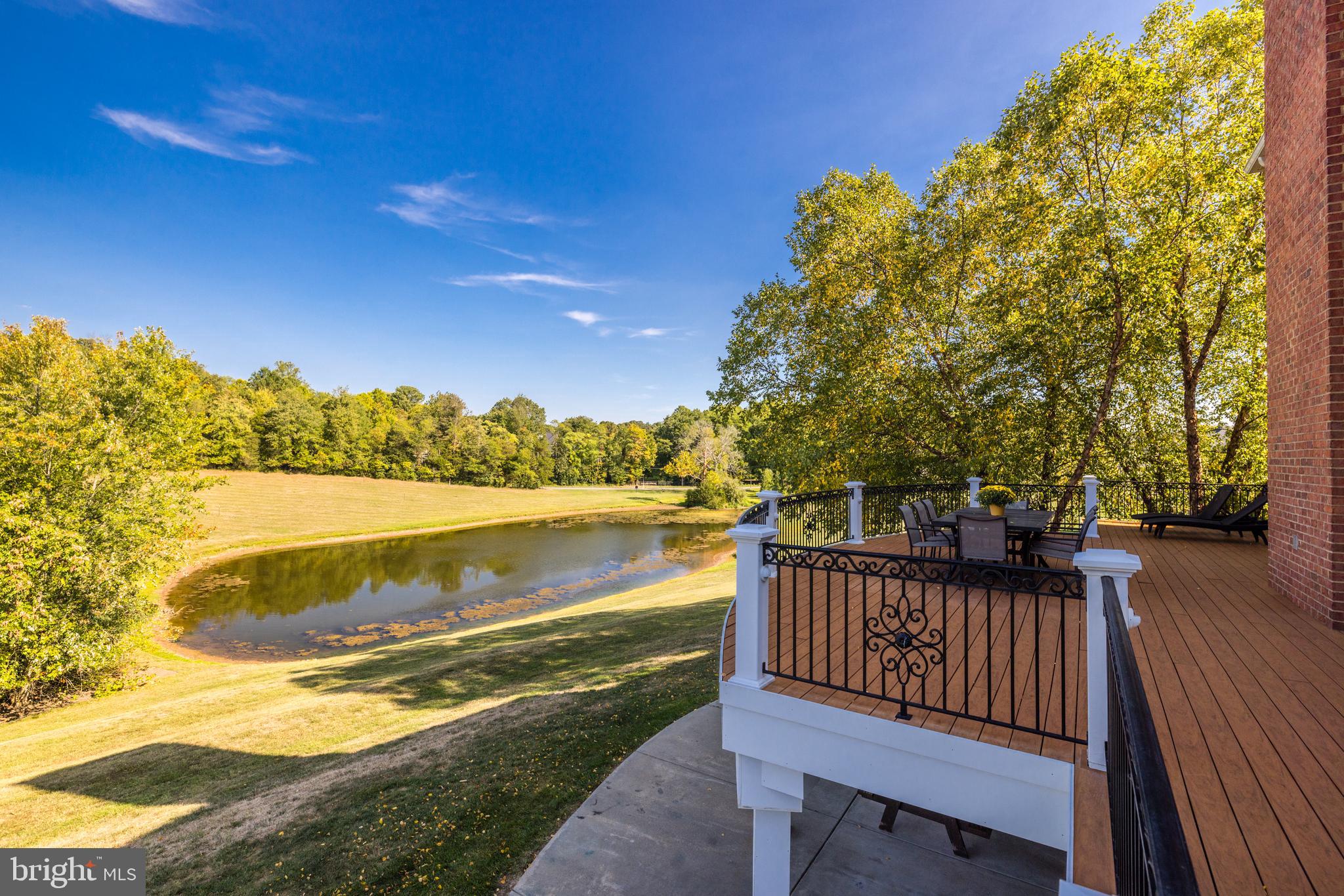 BARCLAY RIDGE - Residential