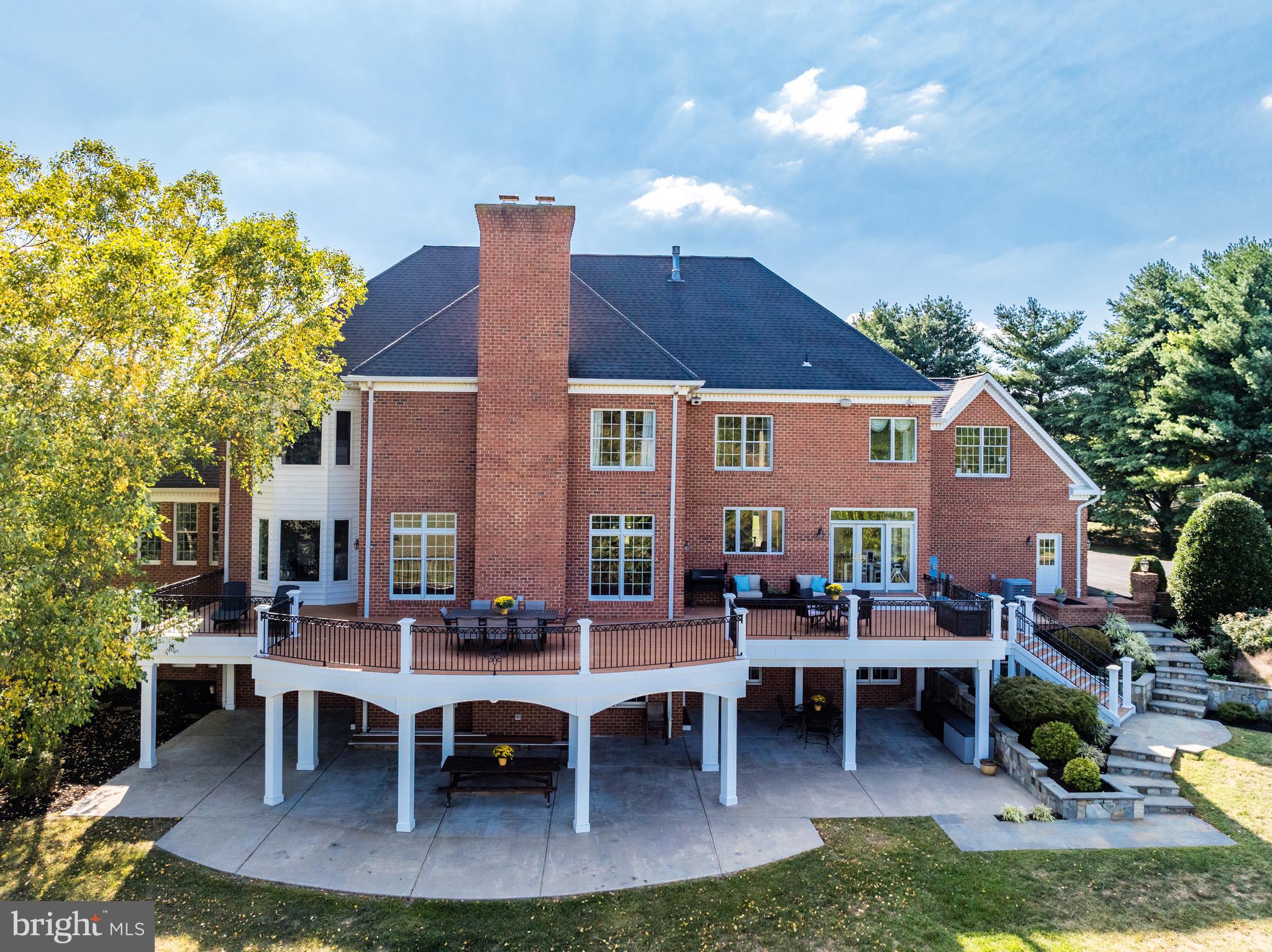 BARCLAY RIDGE - Residential