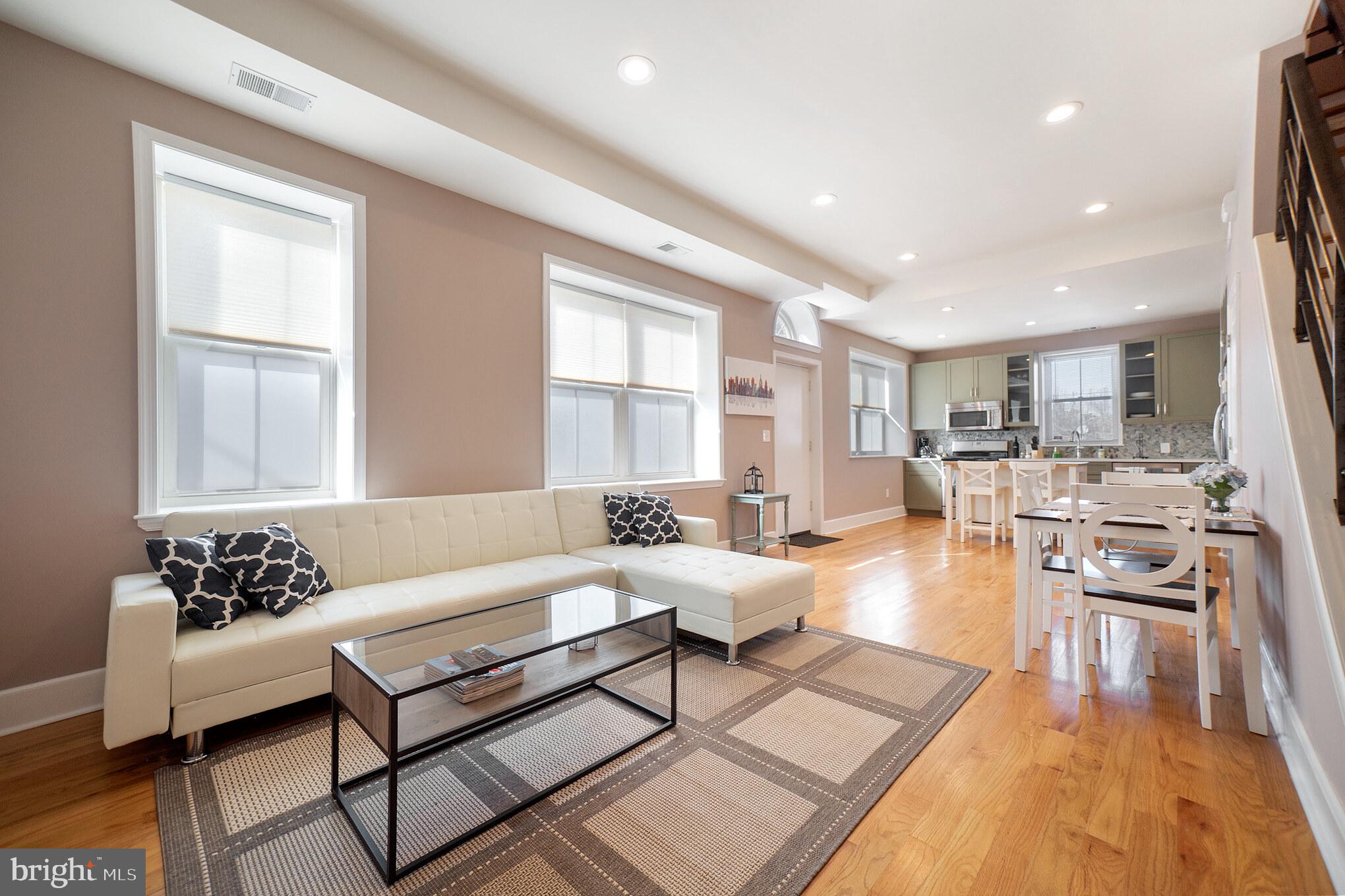 GRADUATE HOSPITAL - Residential Lease