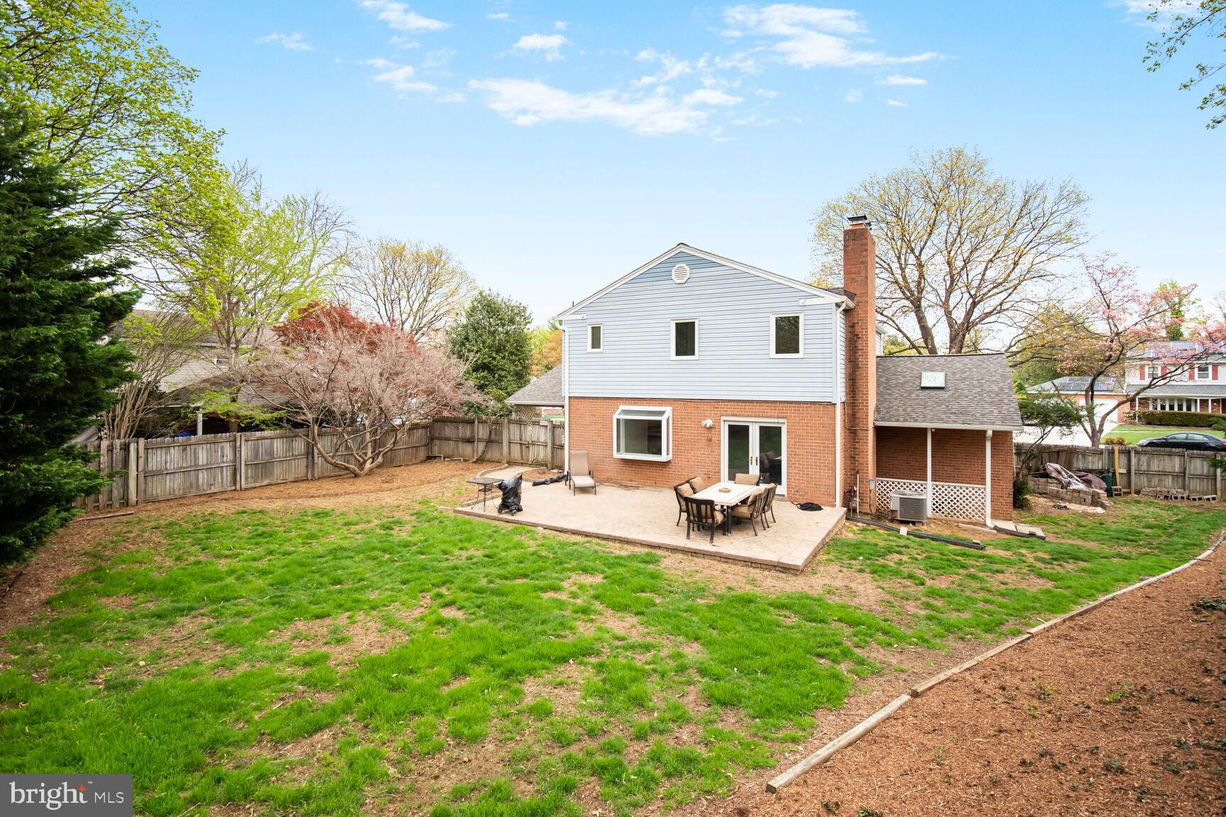 LAYHILL GARDENS - Residential