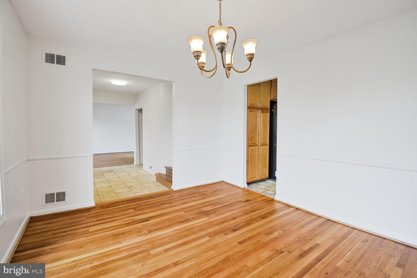 LAYHILL GARDENS - Residential