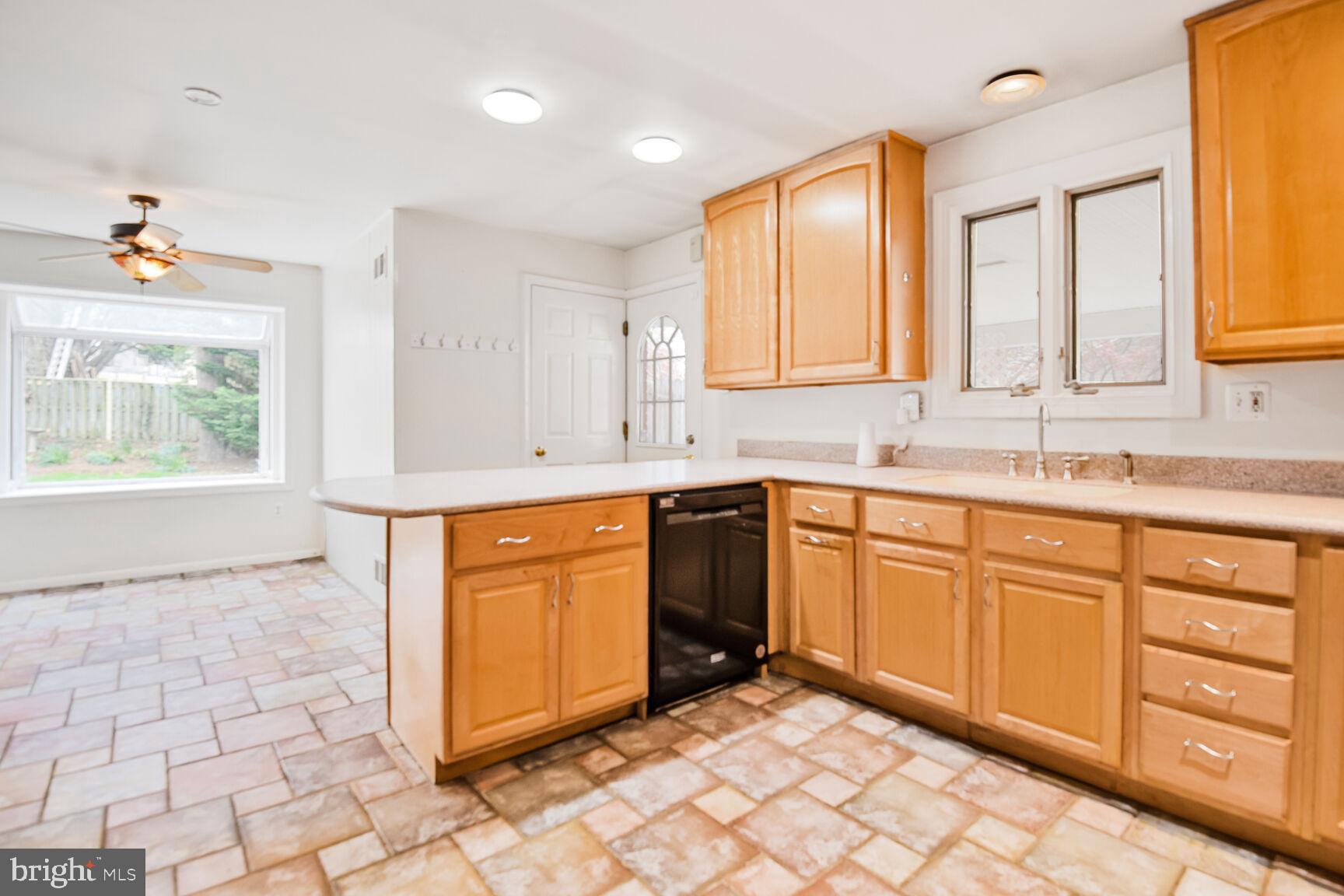 LAYHILL GARDENS - Residential