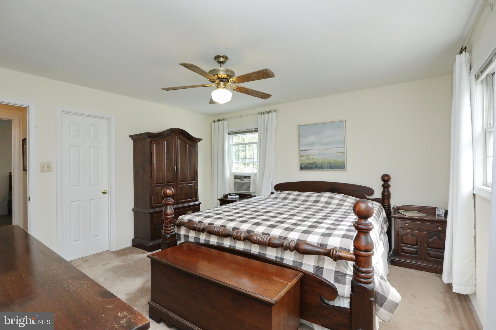 WESTLAKE VILLAGE - Residential