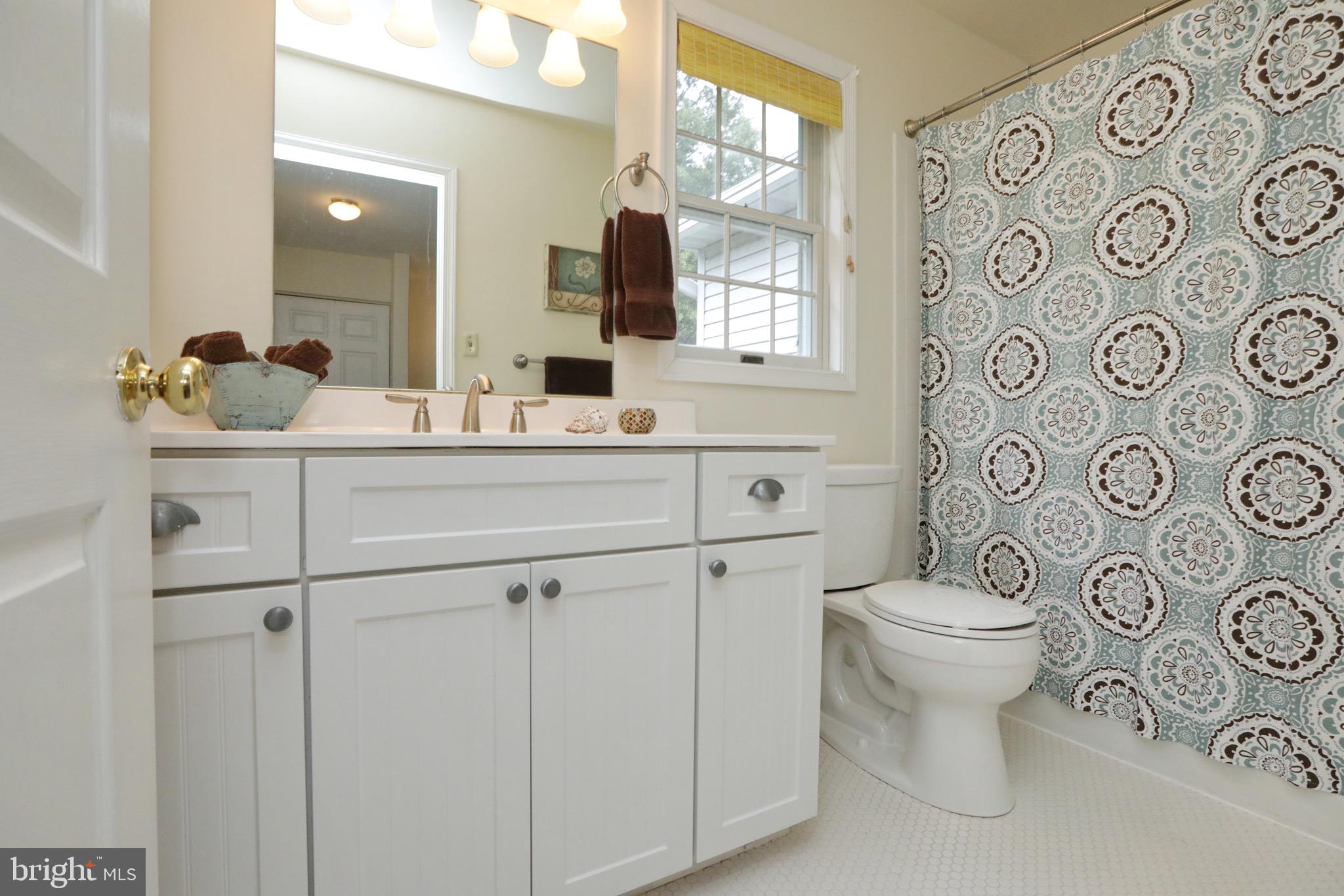 WESTLAKE VILLAGE - Residential