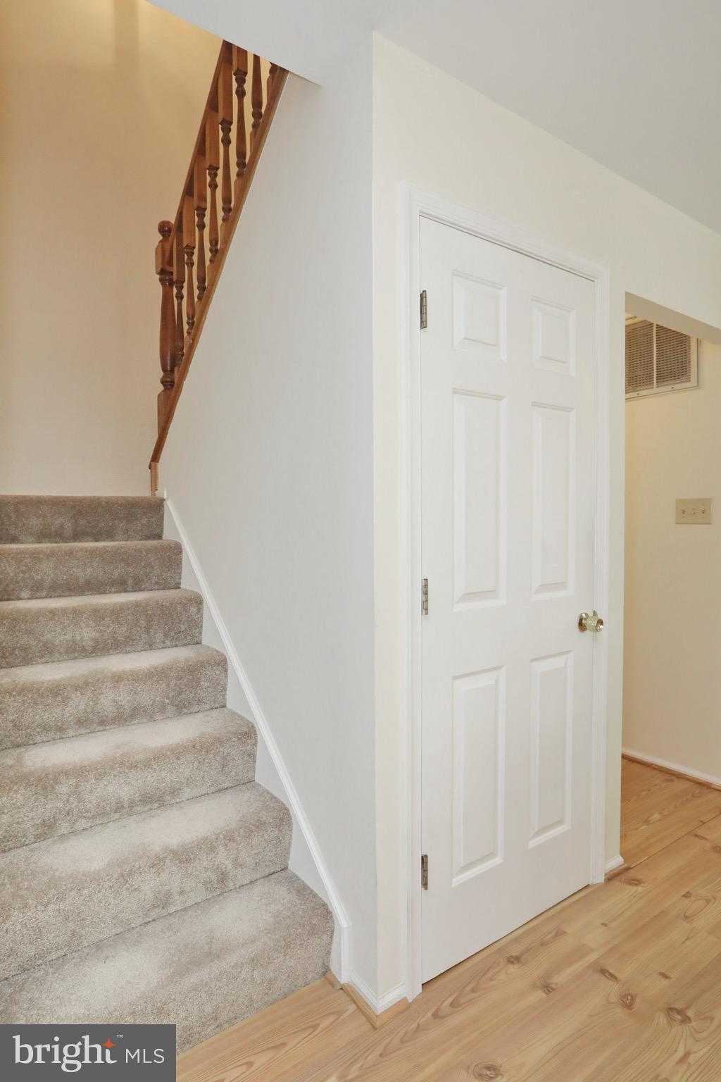 WESTLAKE VILLAGE - Residential