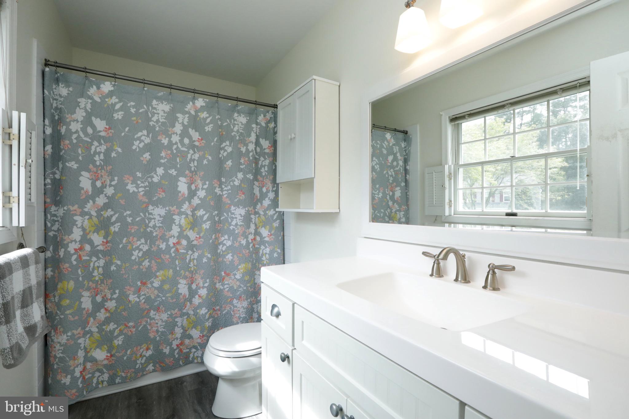 WESTLAKE VILLAGE - Residential