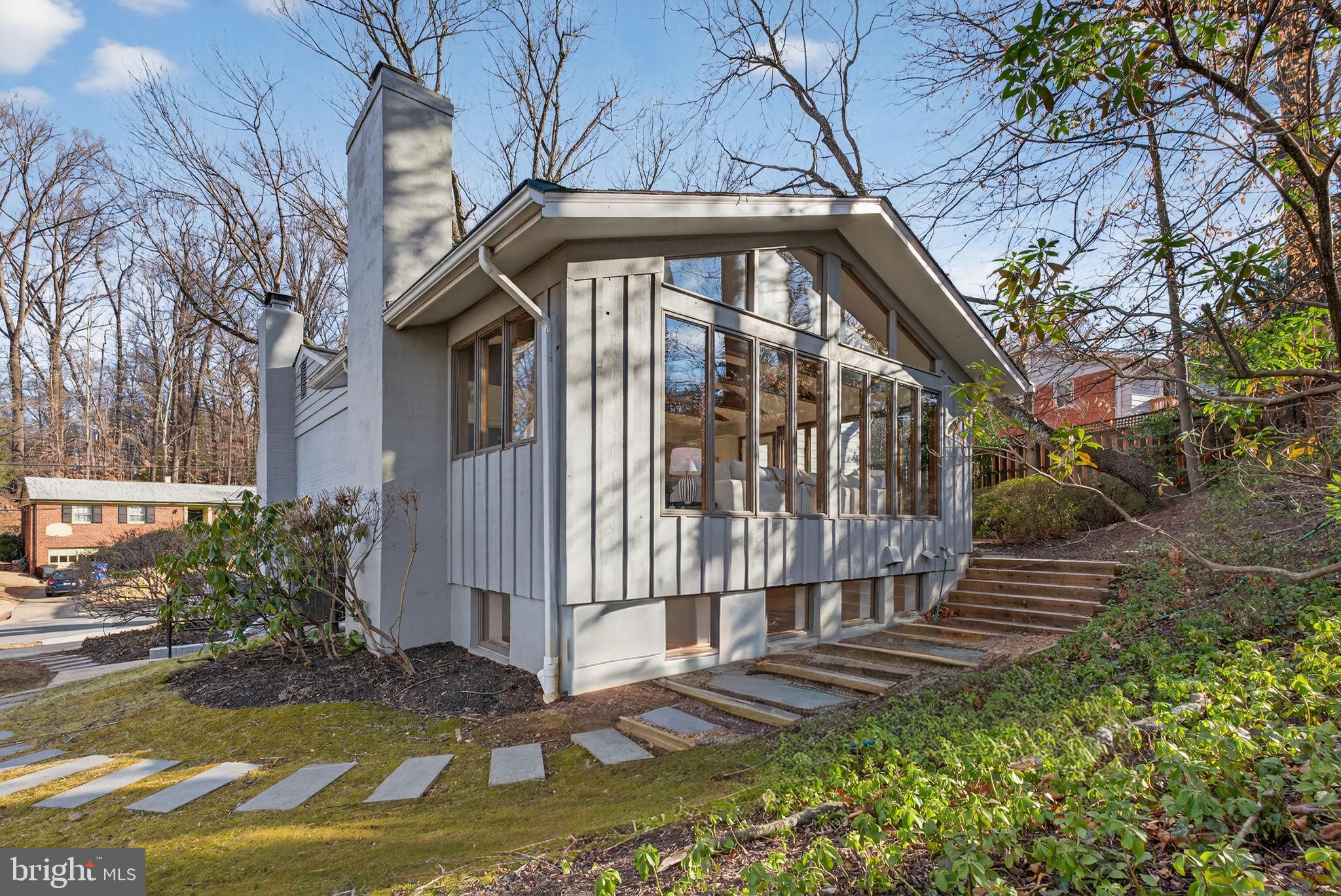 BURNING TREE VALLEY - Residential