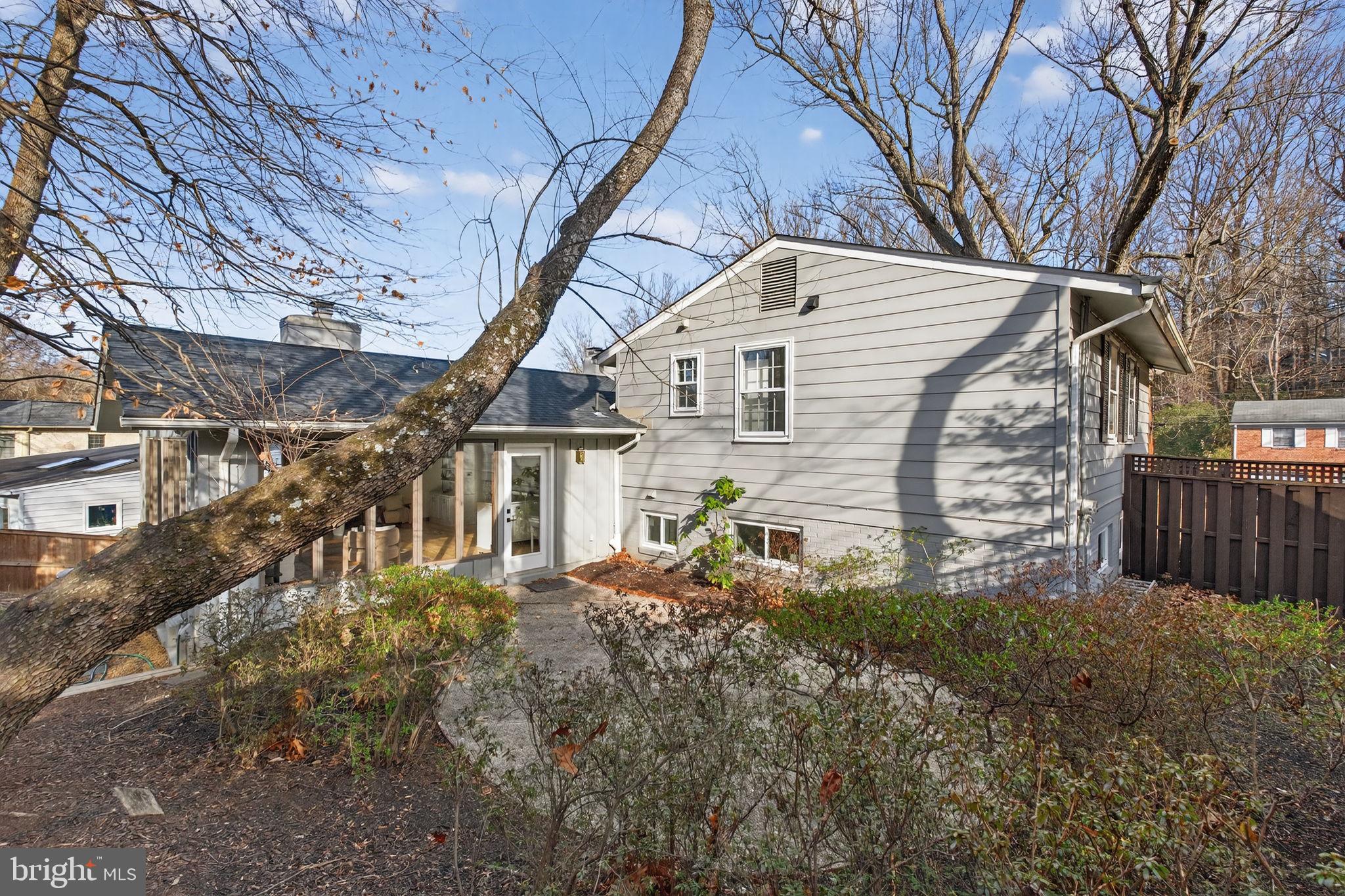 BURNING TREE VALLEY - Residential