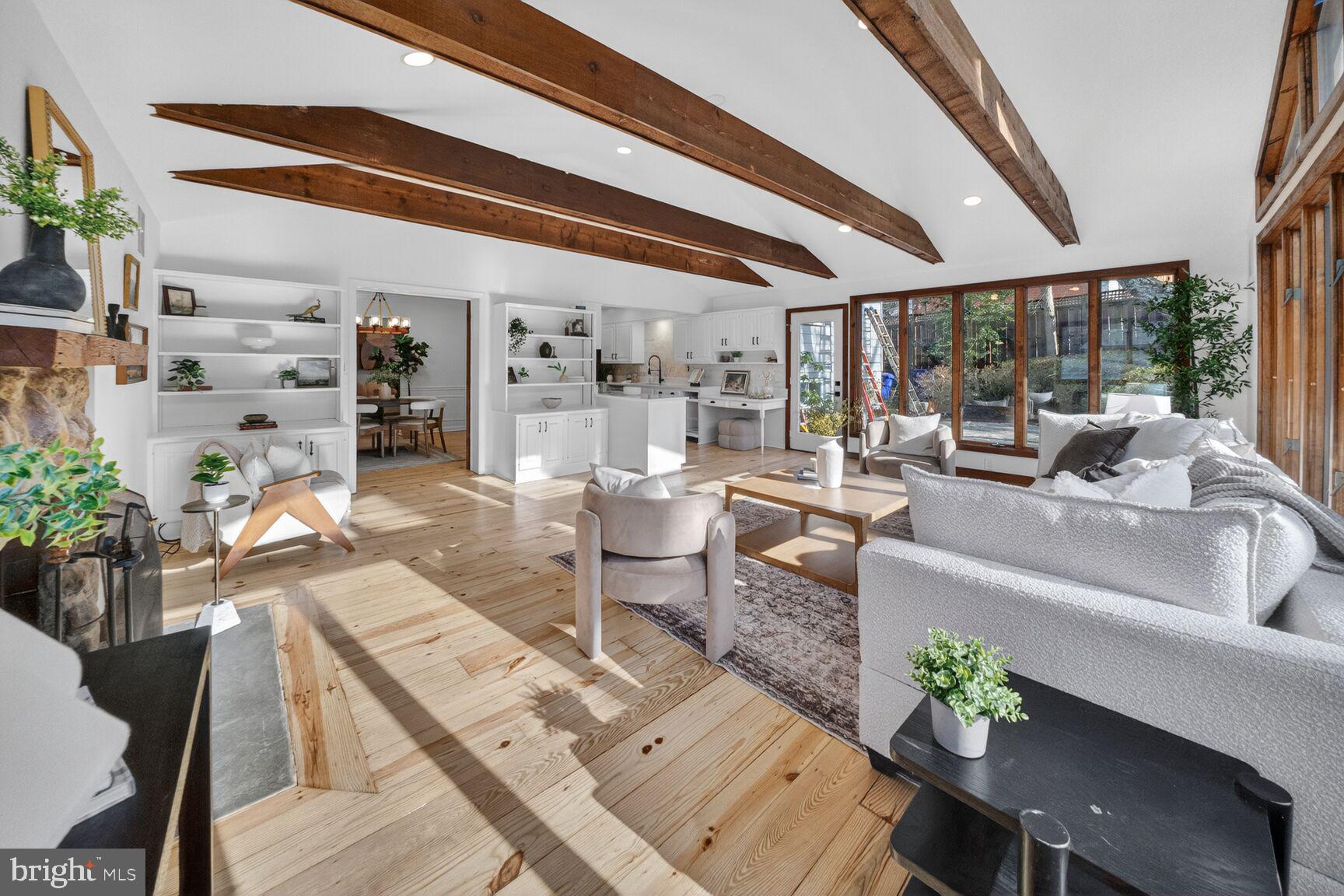 BURNING TREE VALLEY - Residential