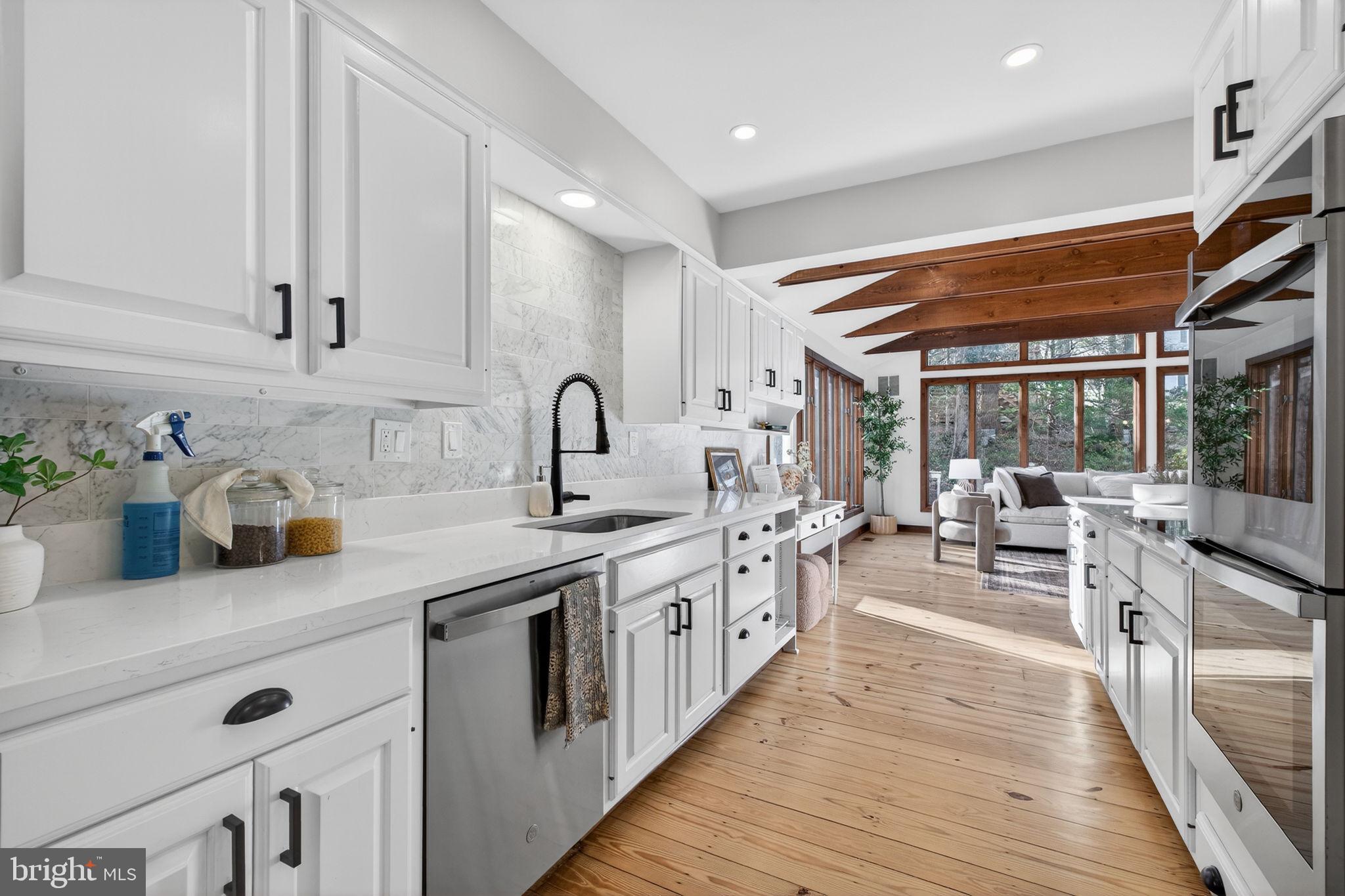 BURNING TREE VALLEY - Residential