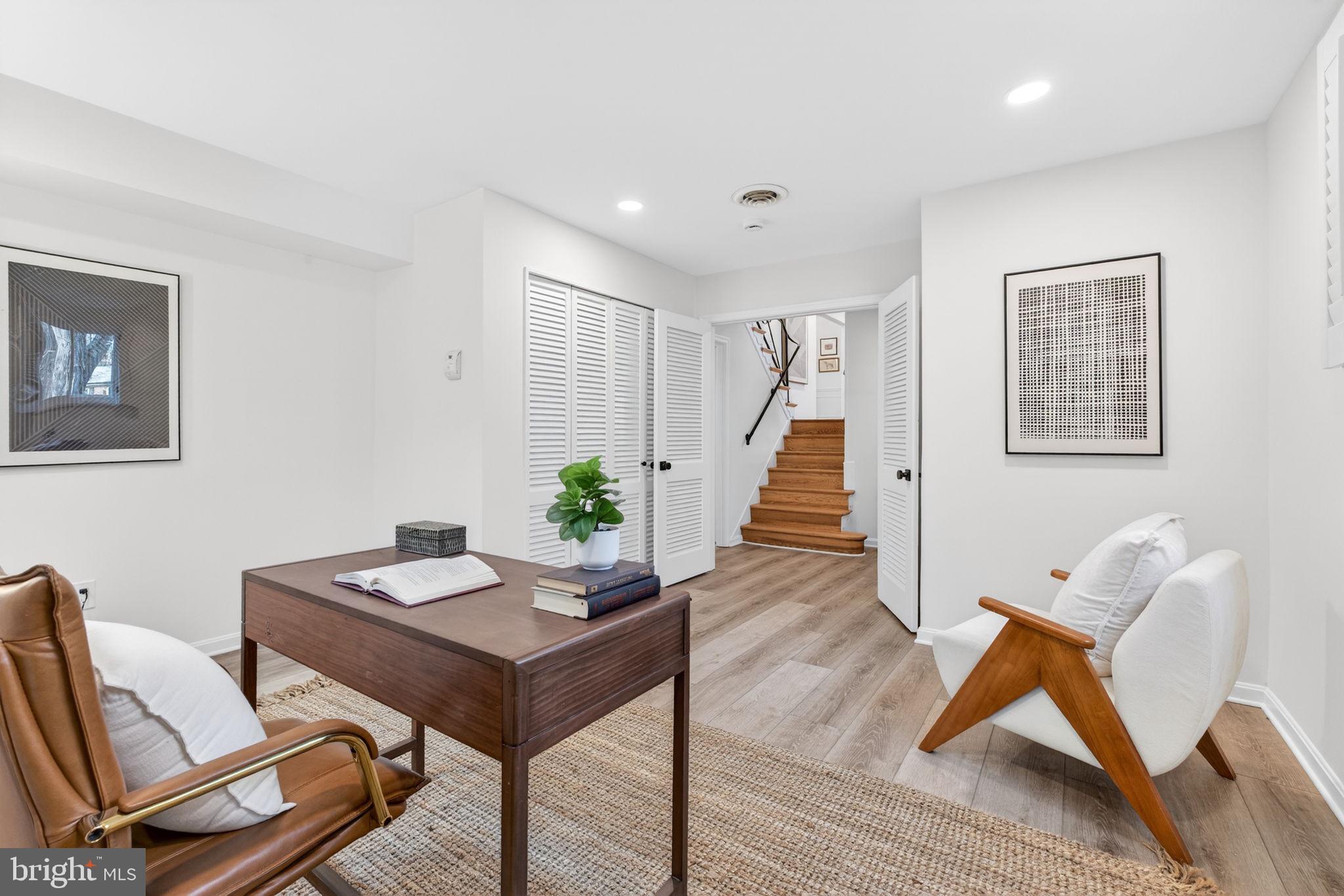 BURNING TREE VALLEY - Residential