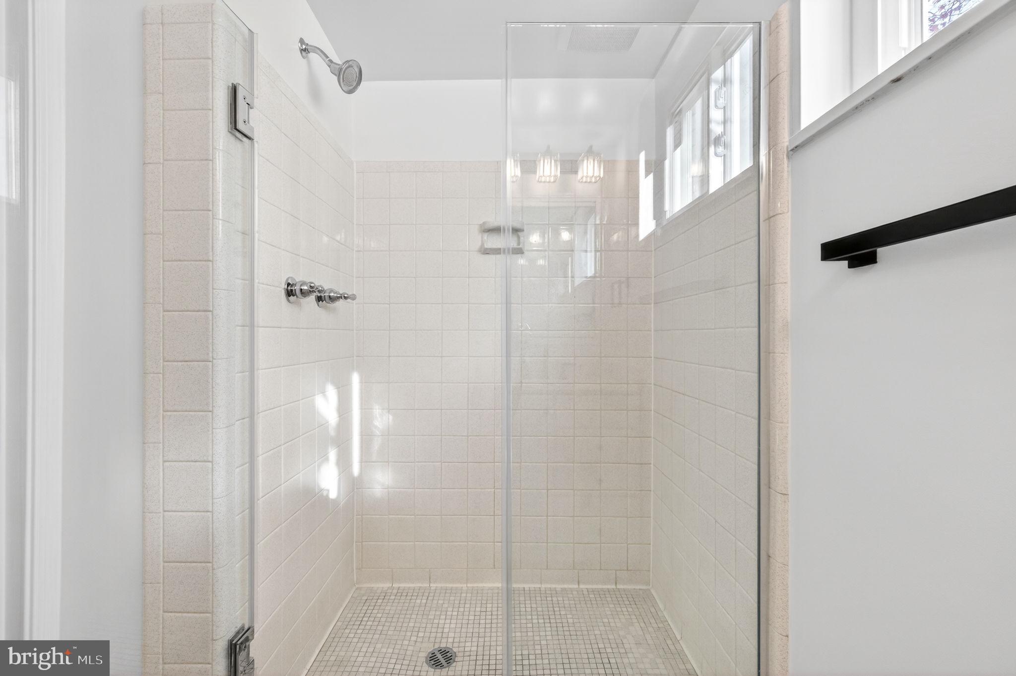 BURNING TREE VALLEY - Residential