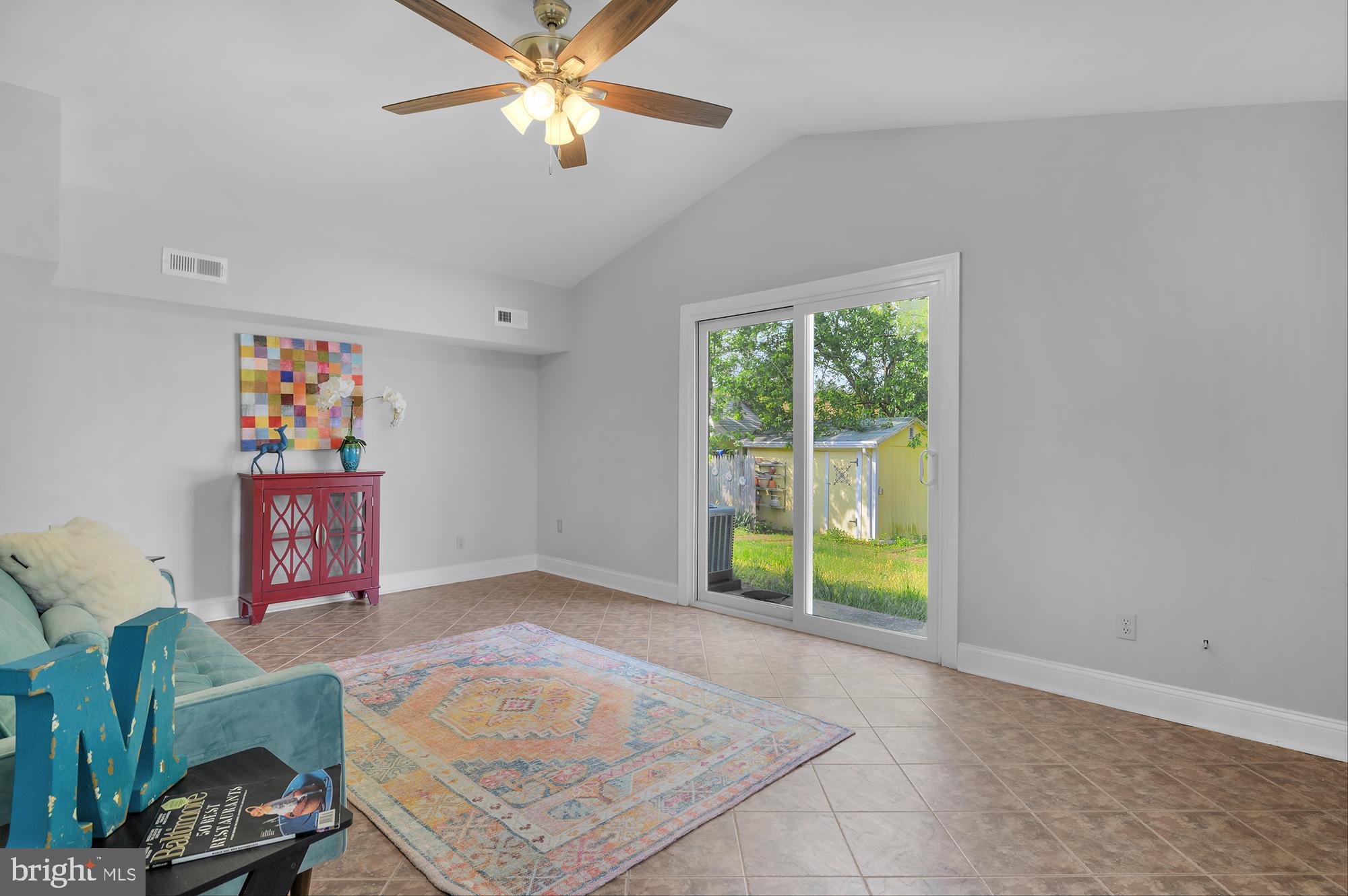 ARBUTUS - Residential