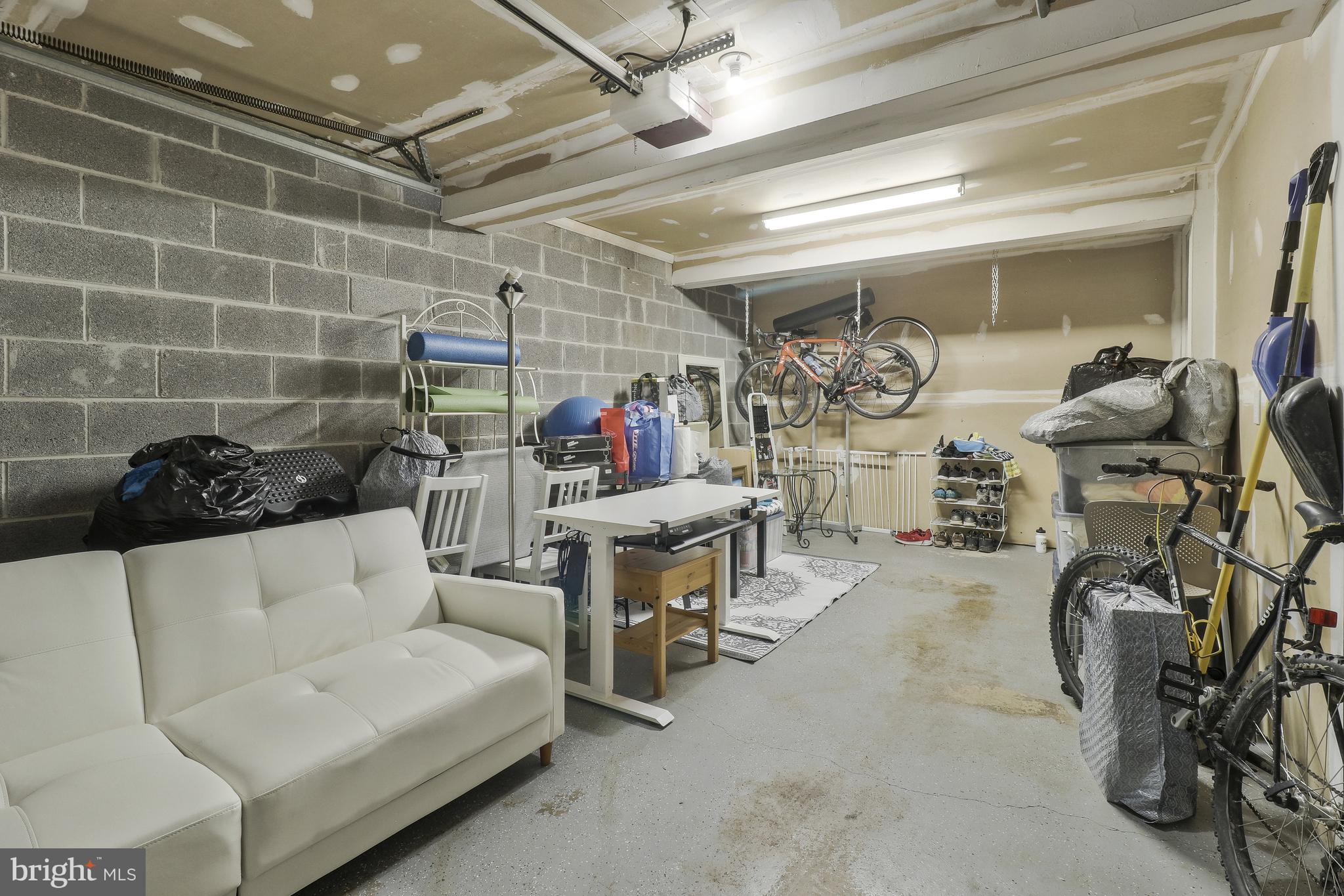 ARLINGTON RUN - Residential