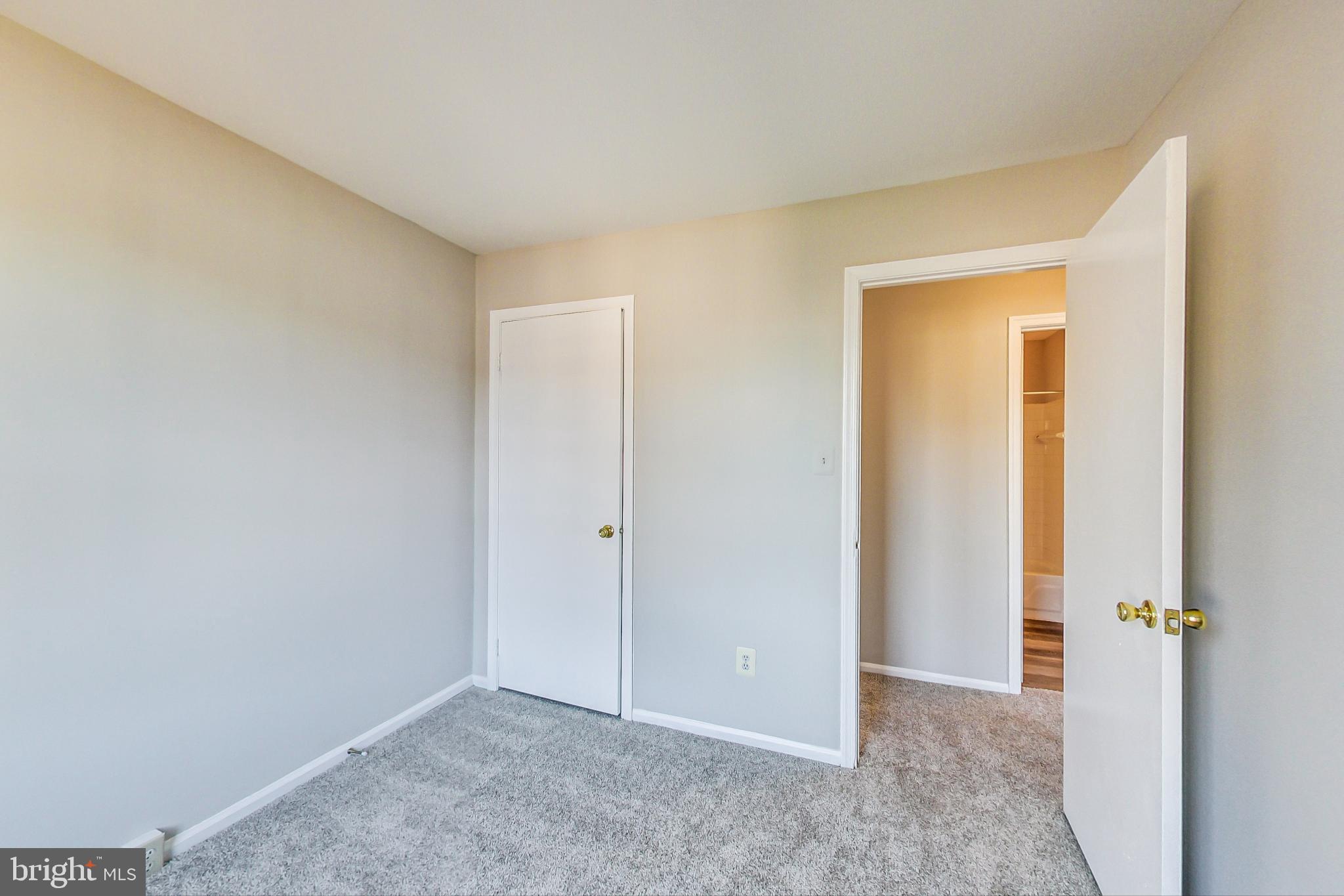 QUAIL HOLLOW - Residential