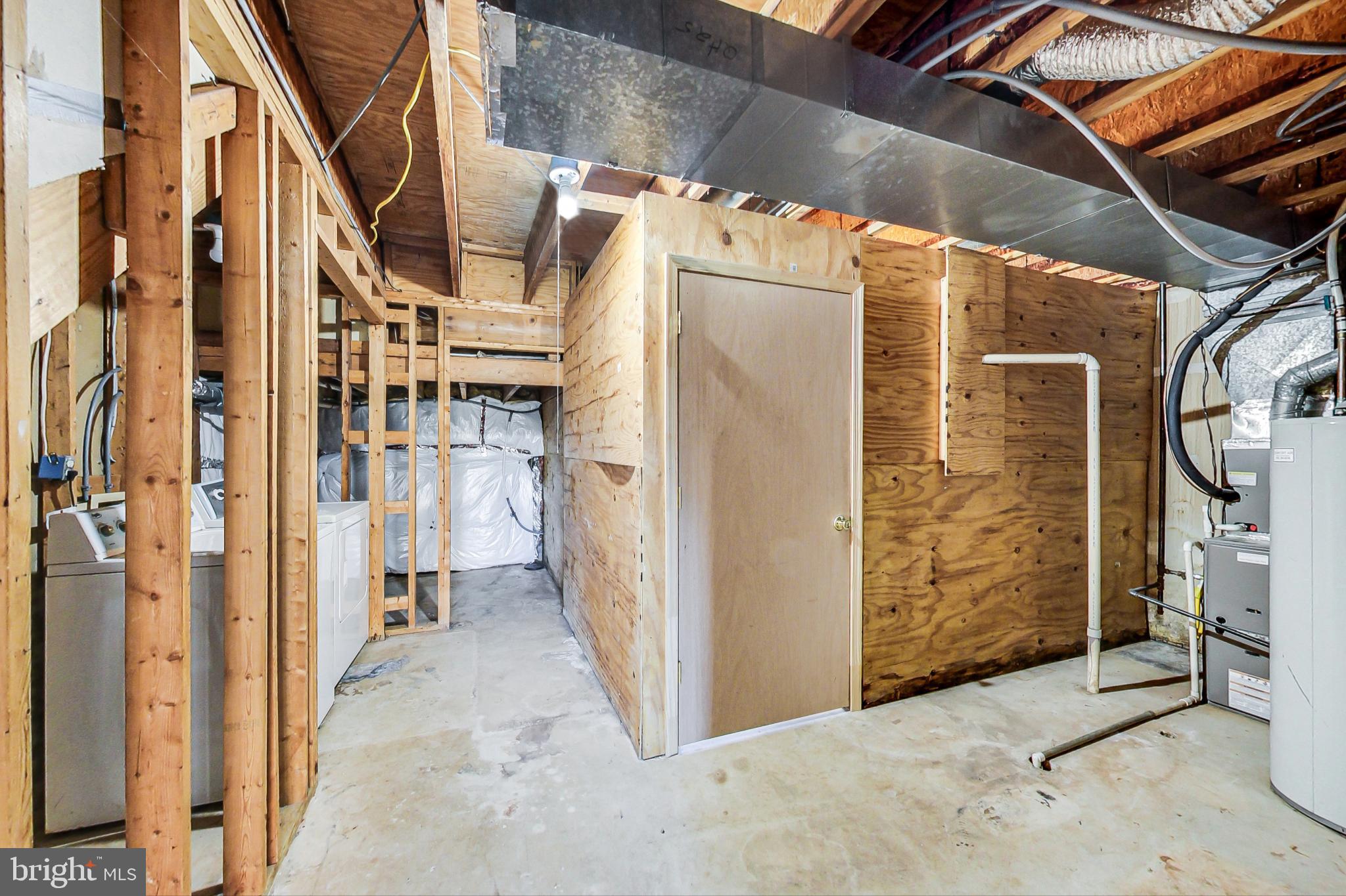 QUAIL HOLLOW - Residential