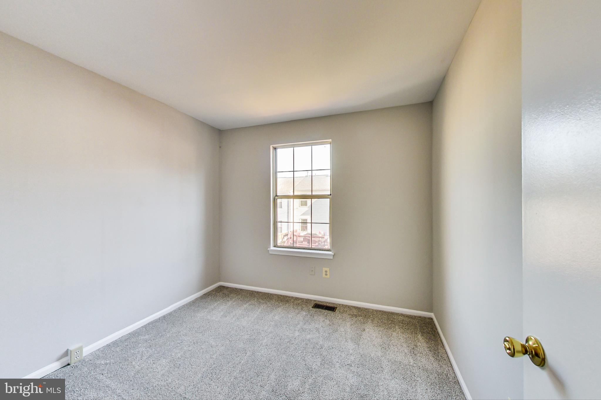 QUAIL HOLLOW - Residential