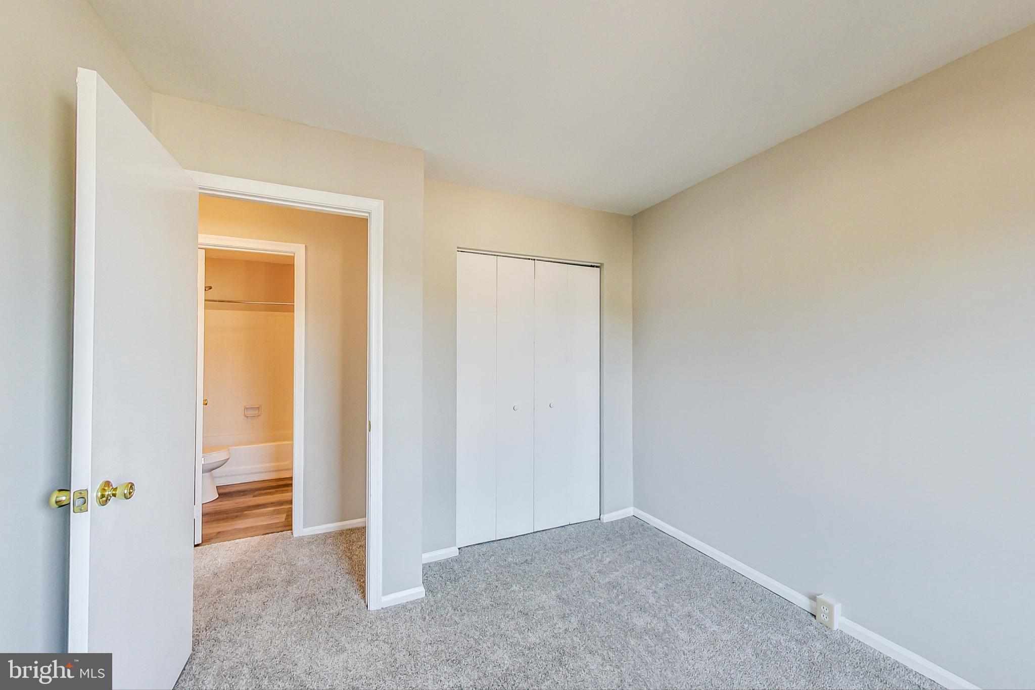 QUAIL HOLLOW - Residential