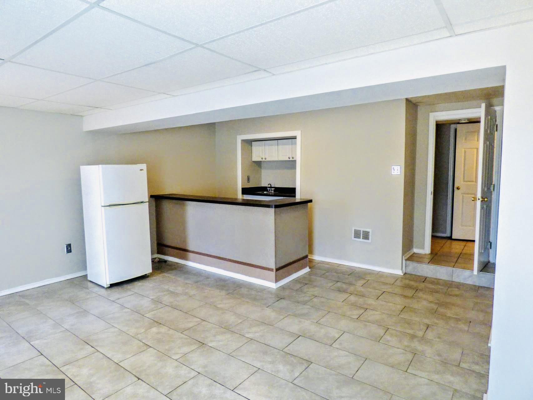 FERNSHIRE FARMS - Residential Lease